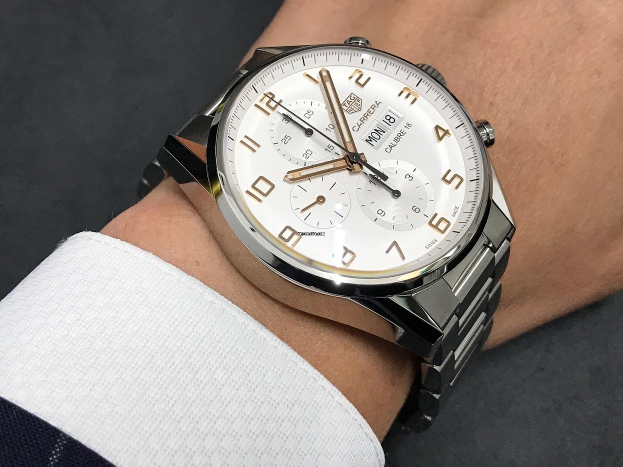 TAG HEUER Carrera Chronograph Automatic 43mm Silver Stainless Steel Bracelet CV2A1AC.BA0738 - 