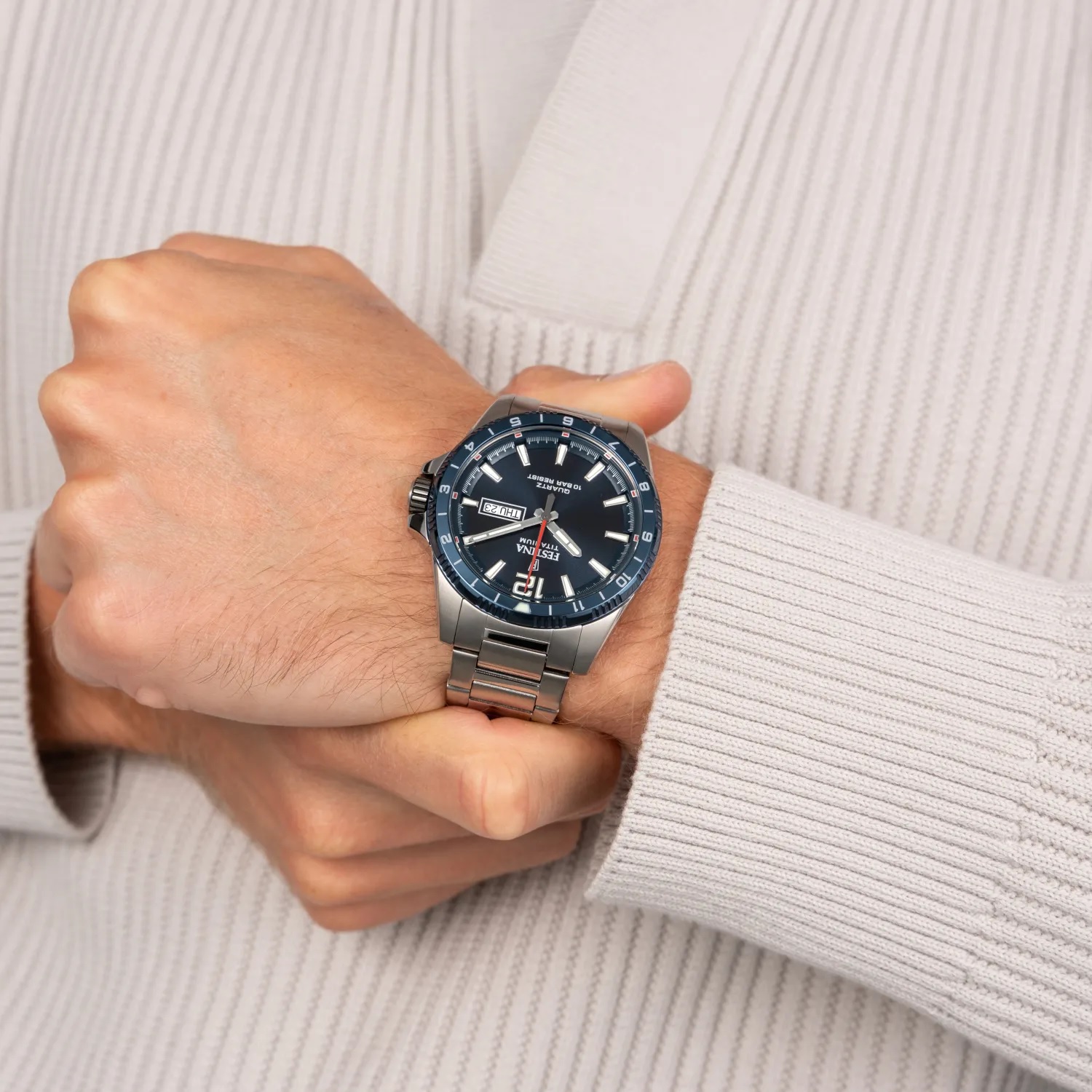 FESTINA Timeless Titanium Blue Dial 43mm Silver Titanium Bracelet F20698/2 - 4