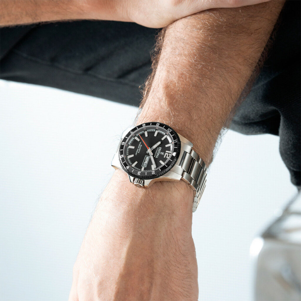 FESTINA Timeless Titanium Black Dial 43mm Silver Titanium Bracelet F20698/4 - 4