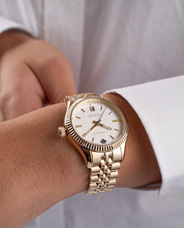 GANT Sussex 34mm Gold Stainless Steel Bracelet G136008 - 3