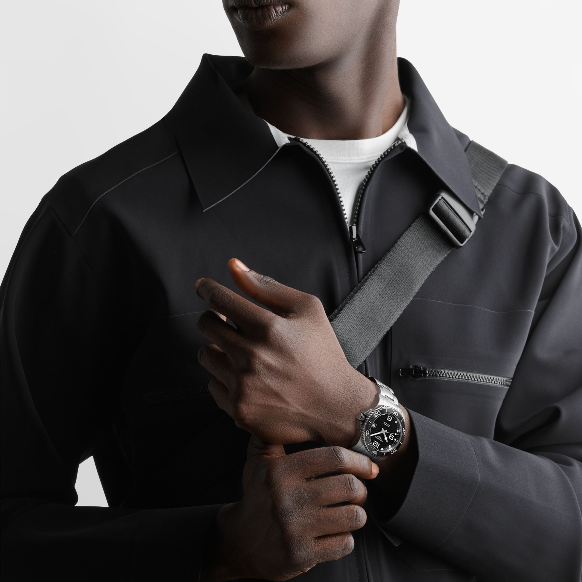 LONGINES HydroConquest Ceramic Automatic Black Dial 41mm Silver Stainless Steel Bracelet L37814566 - 6