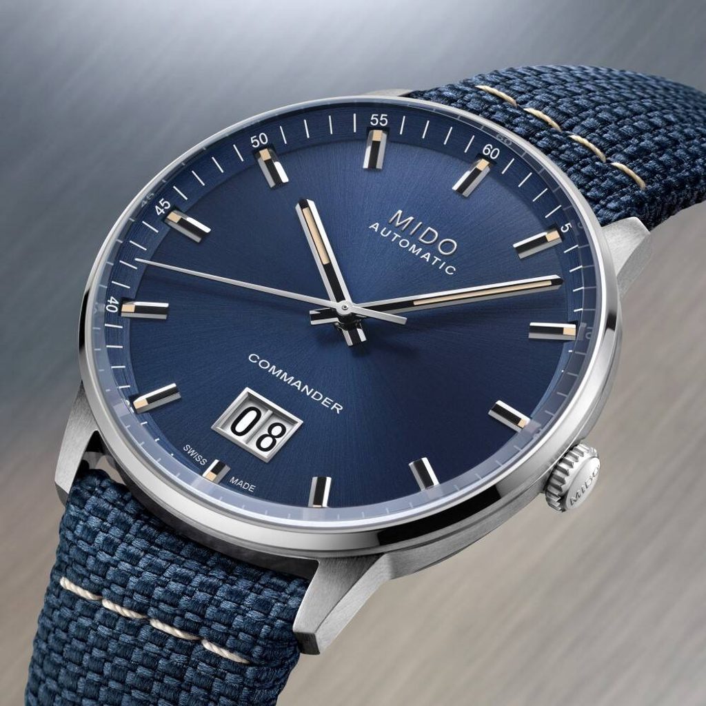 MIDO Commander Big Date Automatic Blue Dial 42mm Silver Stainless Steel Blue Fabric Strap M021.626.17.041.00 - 4