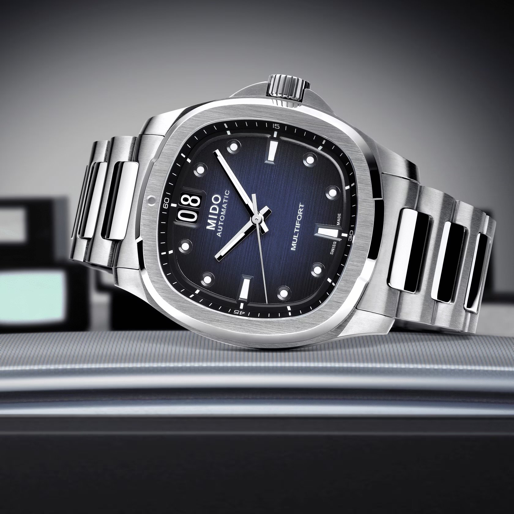 MIDO Multifort TV Big Date Blue Dial Automatic 40.00 x 39.20mm Silver Stainless Steel Bracelet M049.526.11.041.00 - 4