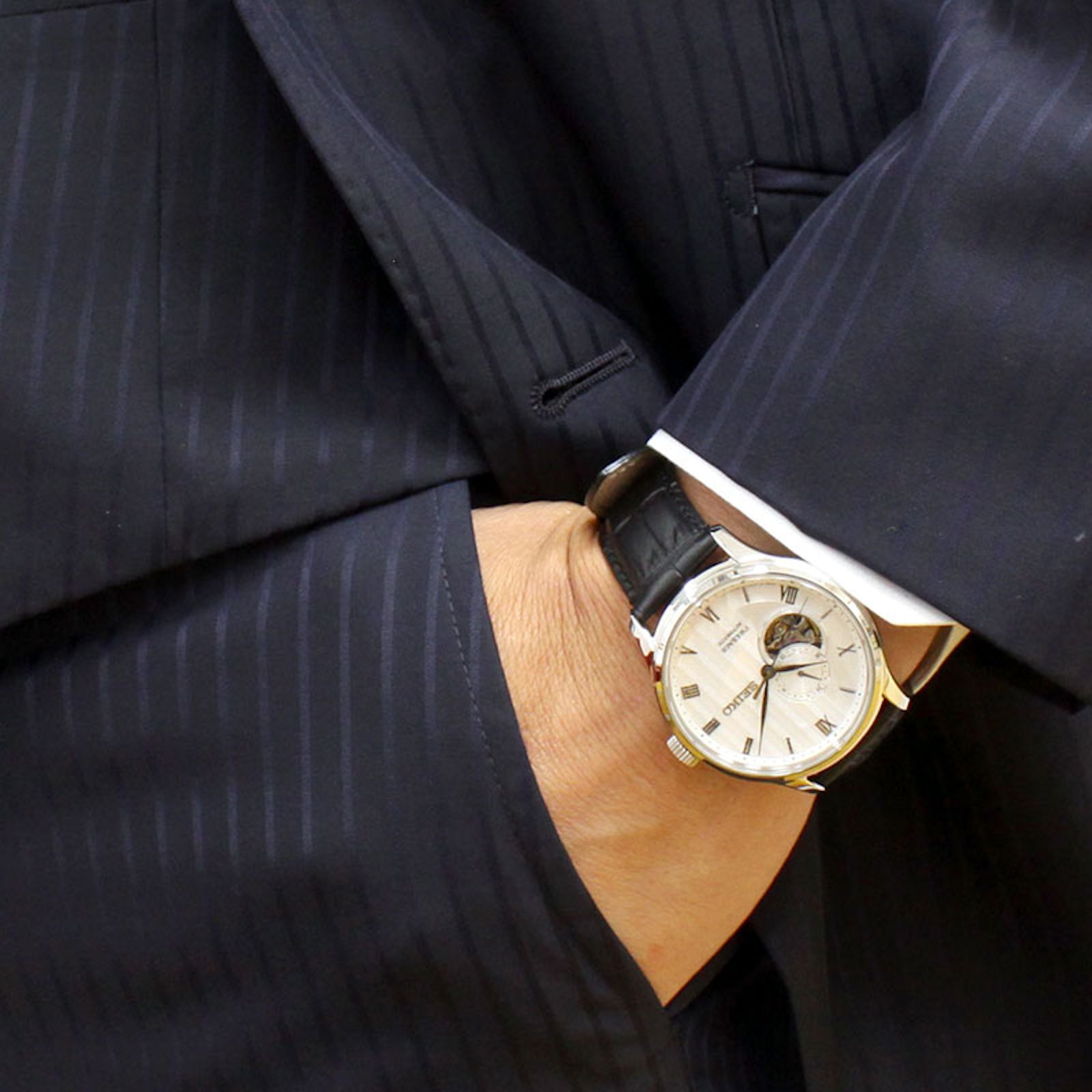 SEIKO Presage ‘Japanese Zen Gardens’ Open Heart Automatic White Dial 41.8mm Silver Stainless Steel Black Leather Strap SSA379J1 - 4