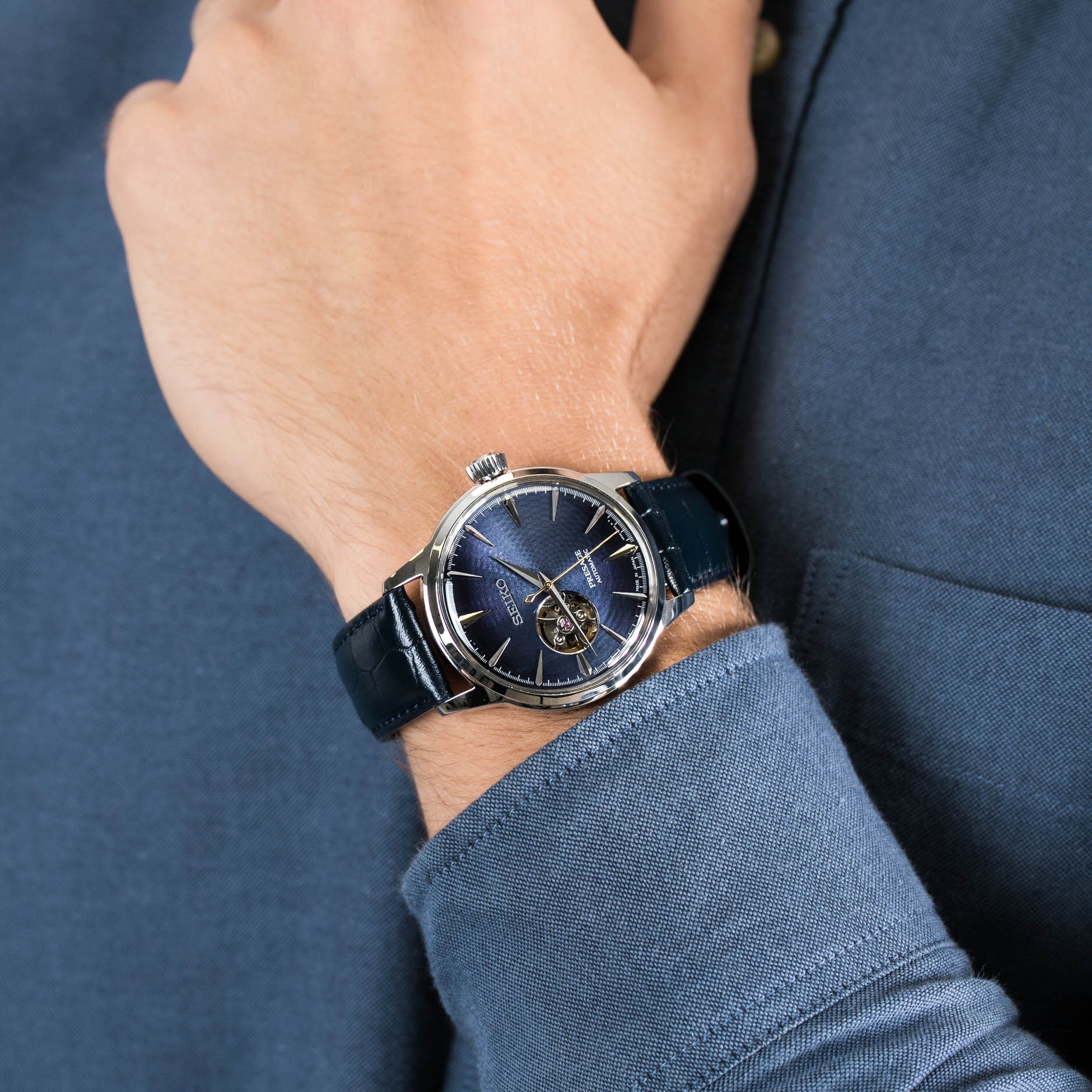 SEIKO Presage Cocktail Time ‘Blue Moon’ Automatic 40.5mm Silver Stainless Steel Blue Leather Strap SSA405J1 - 3