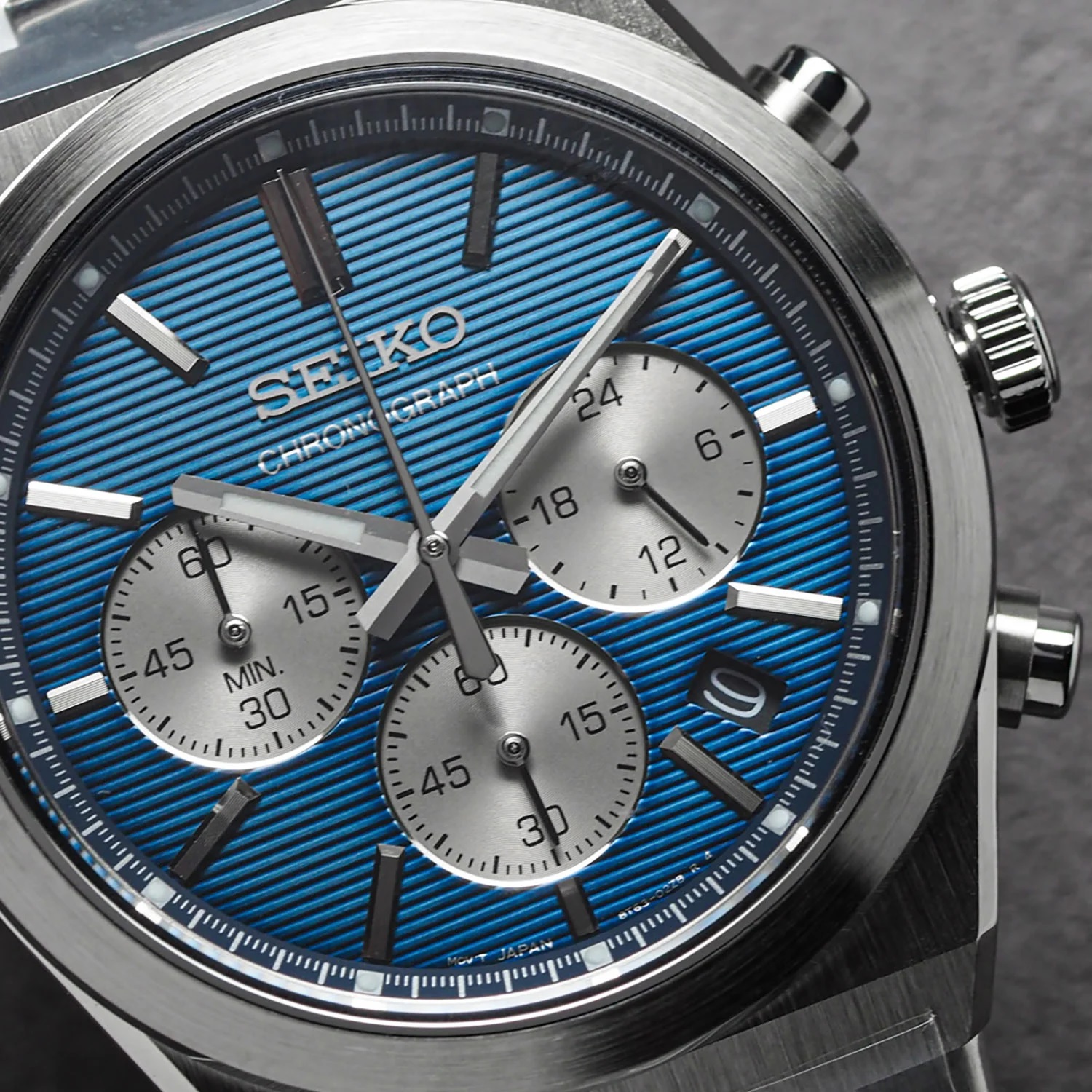 SEIKO Conceptual Series Chronograph Blue Dial 40mm Silver Stainless Steel Bracelet SSB453P1 - 3