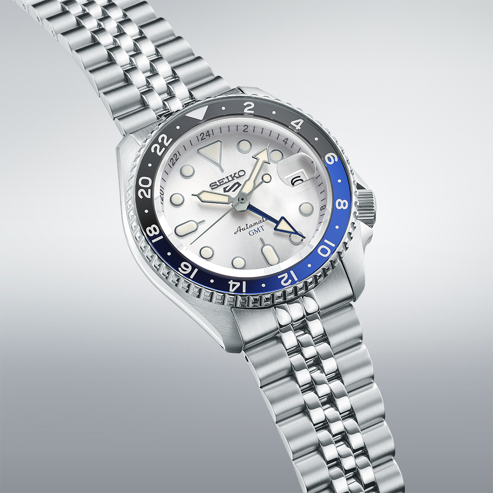 SEIKO 5 Sports GMT SKX White Dial 42.5mm Silver Stainless Steel Bracelet SSK033K1 - 3