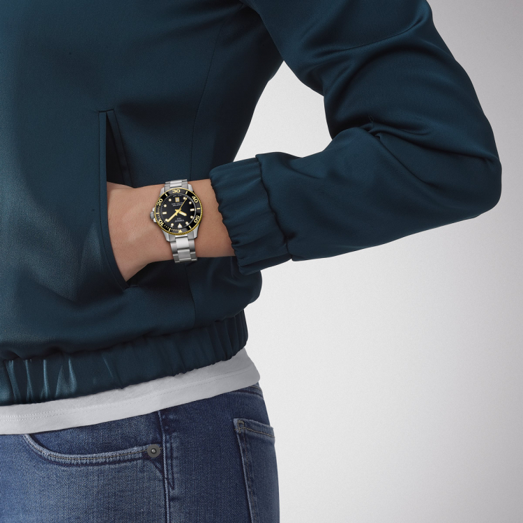 TISSOT Seastar 1000 Quartz Black Dial 36mm Silver Stainless Steel Bracelet T120.210.21.051.00 - 6