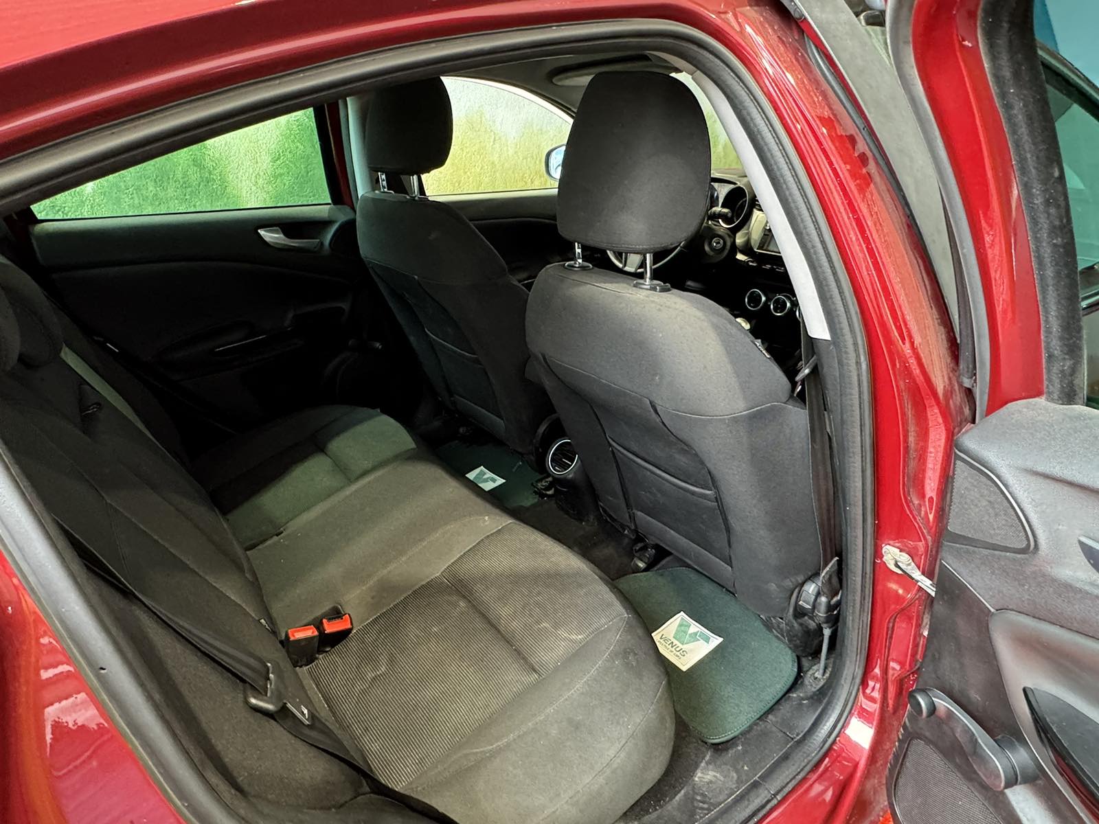 Alfa Romeo Giulietta JTD 2 Diesel 2011 - 11