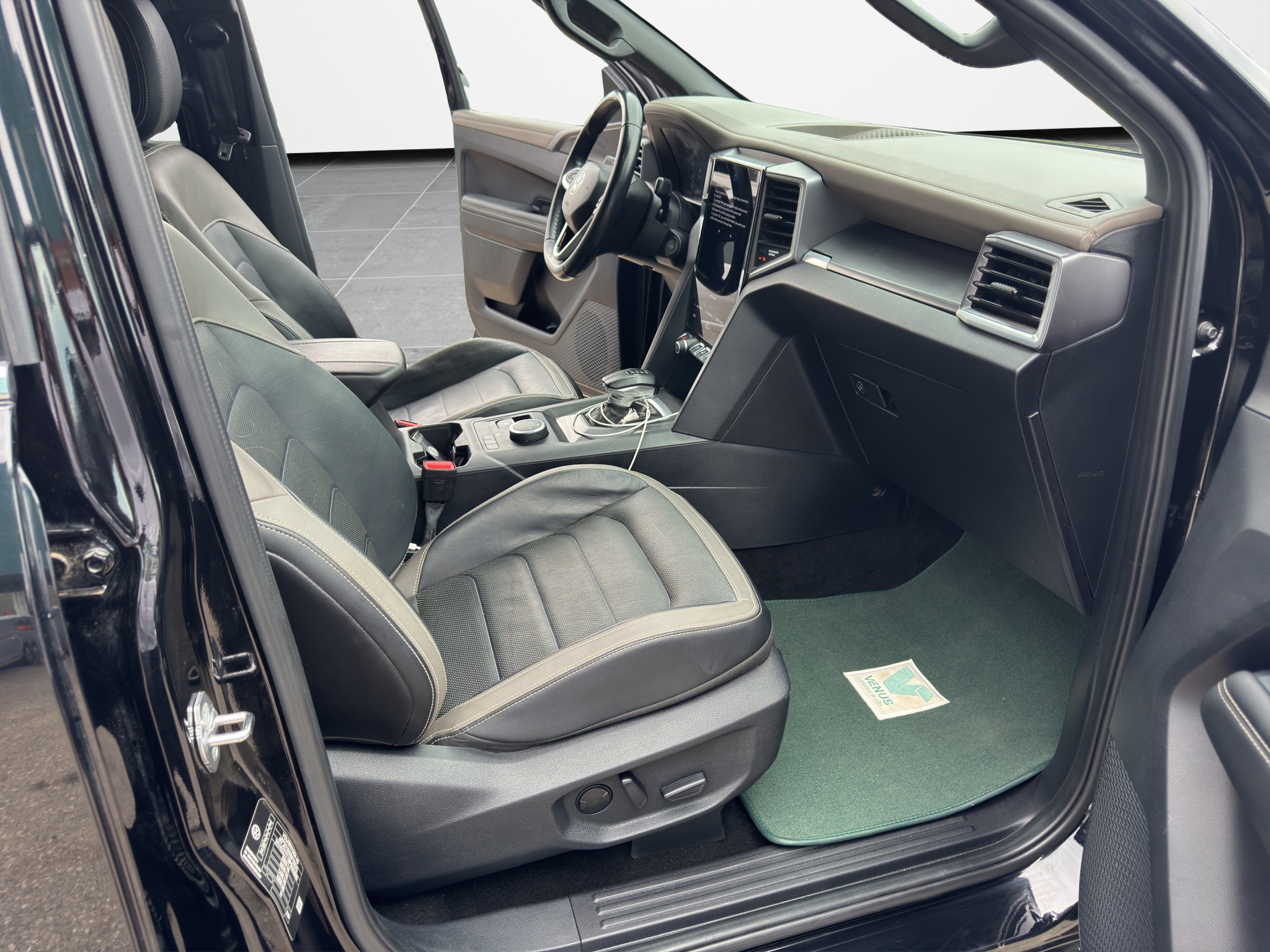 VW Amarok Aventura V6 4x4 Double-Cabin TDI Automatic 2023 - 20