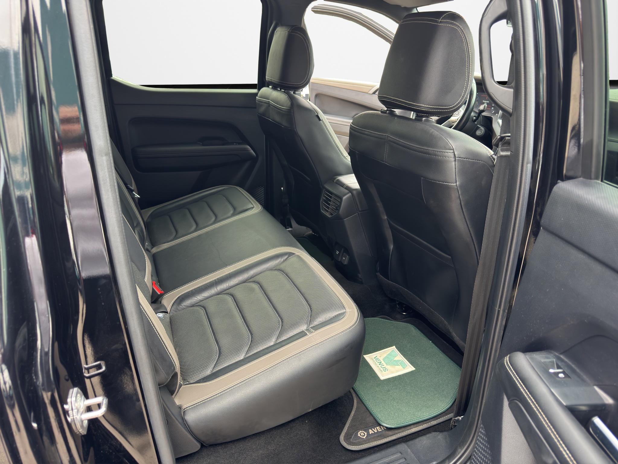 VW Amarok Aventura V6 4x4 Double-Cabin TDI Automatic 2023 - 21