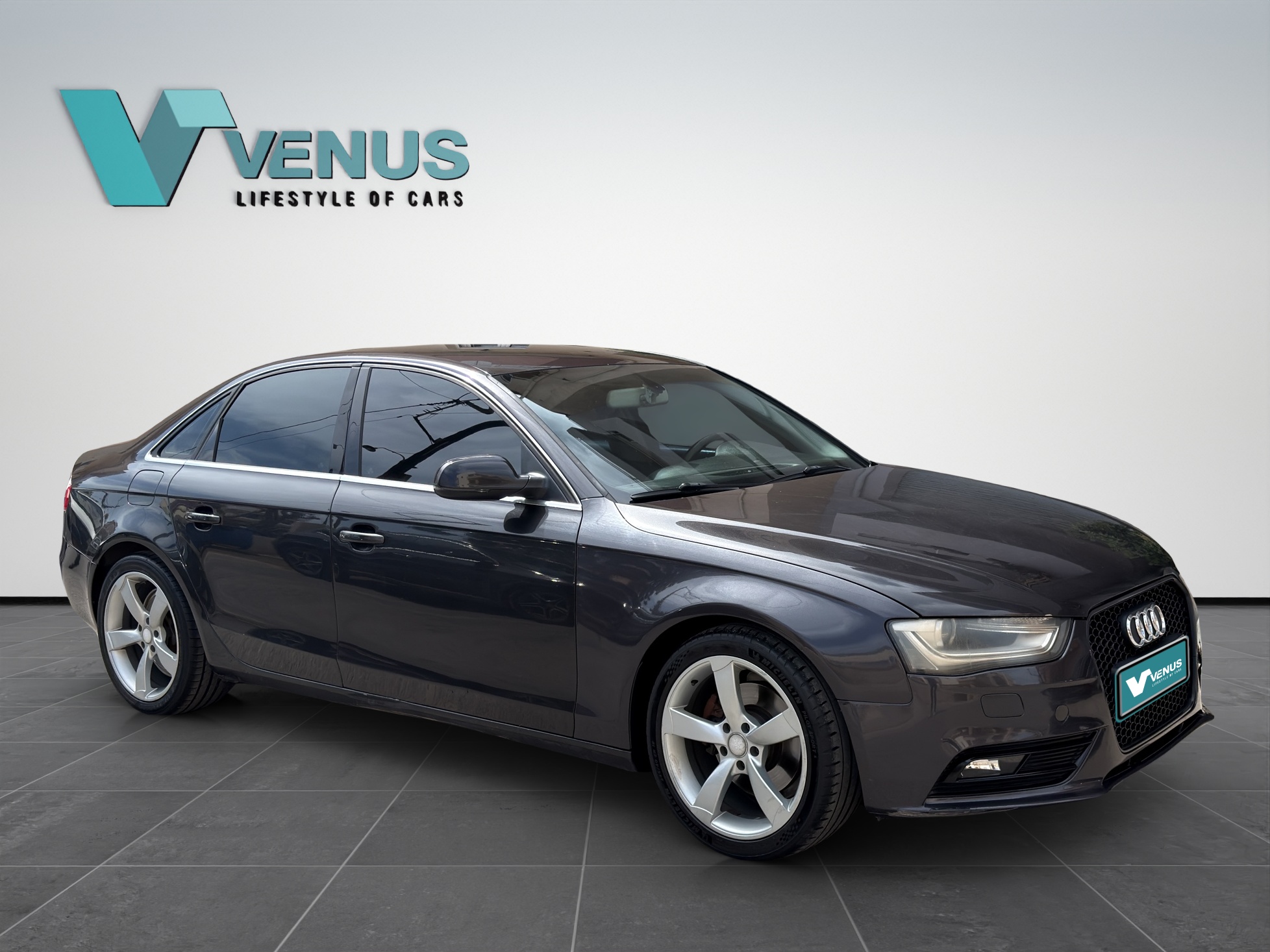 Audi A4 TFSI Turbo Limo Edition 1.8 2013 - 2