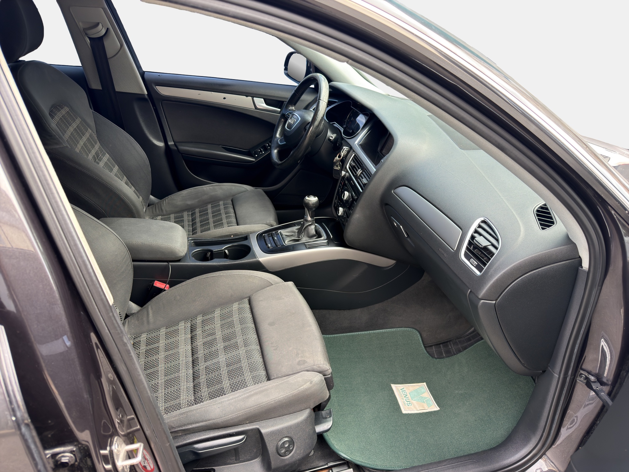 Audi A4 TFSI Turbo Limo Edition 1.8 2013 - 17
