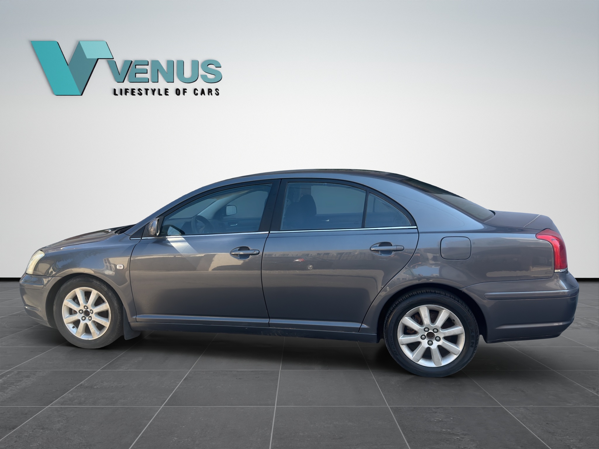 Toyota Avensis 1.6 2006 - 8