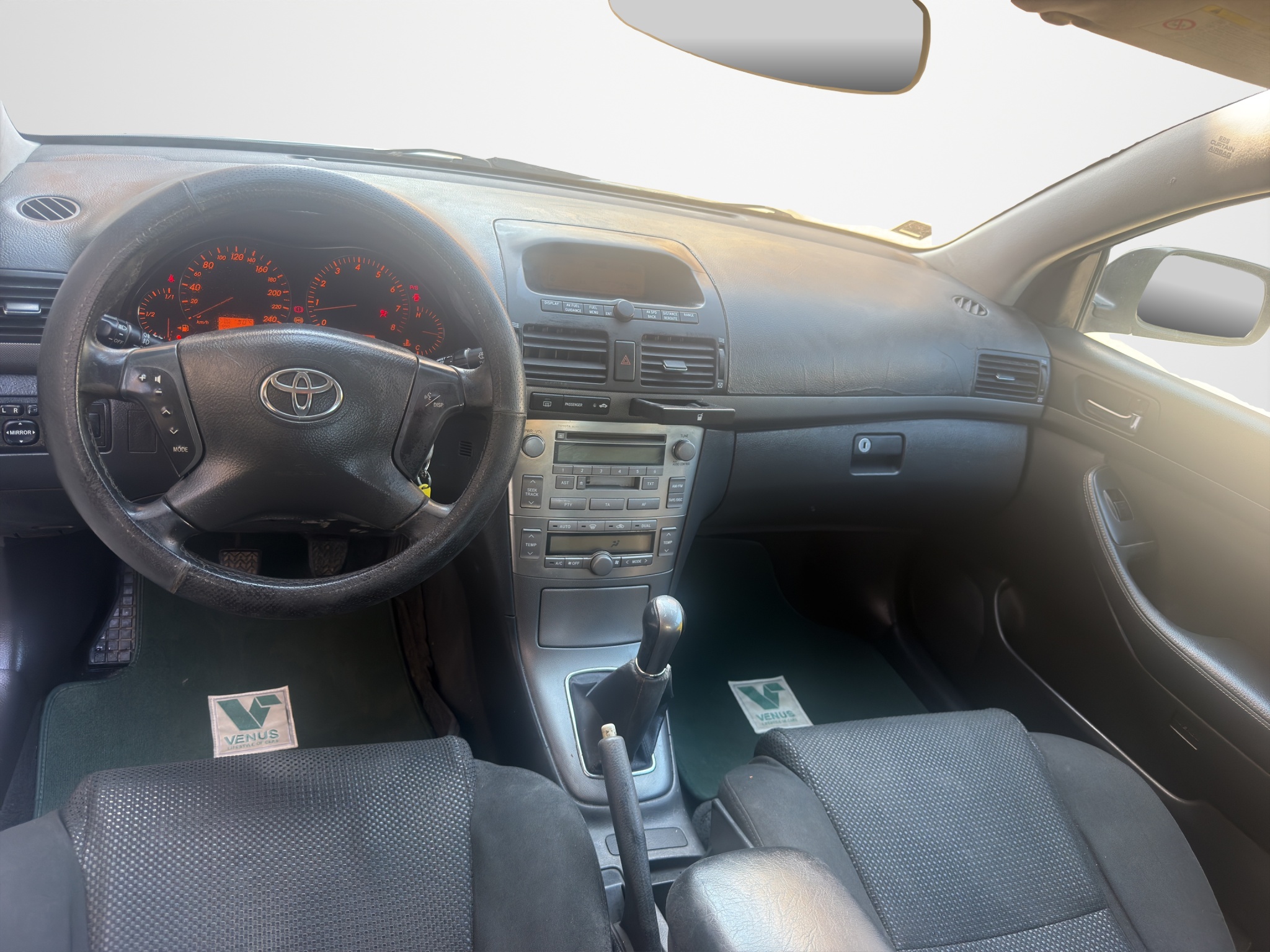 Toyota Avensis 1.6 2006 - 15