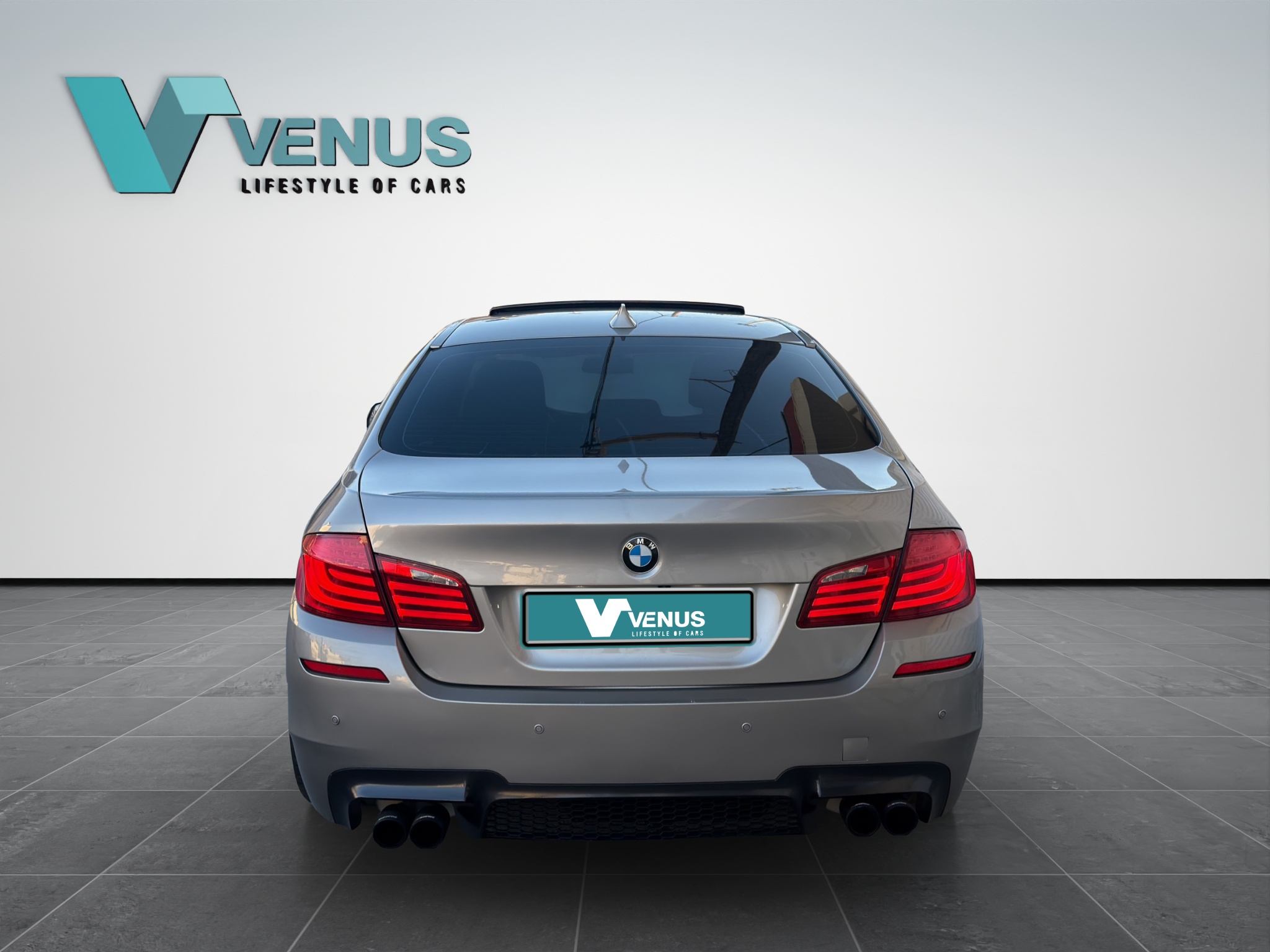 BMW 520i Look M Automatic 2012 - 6