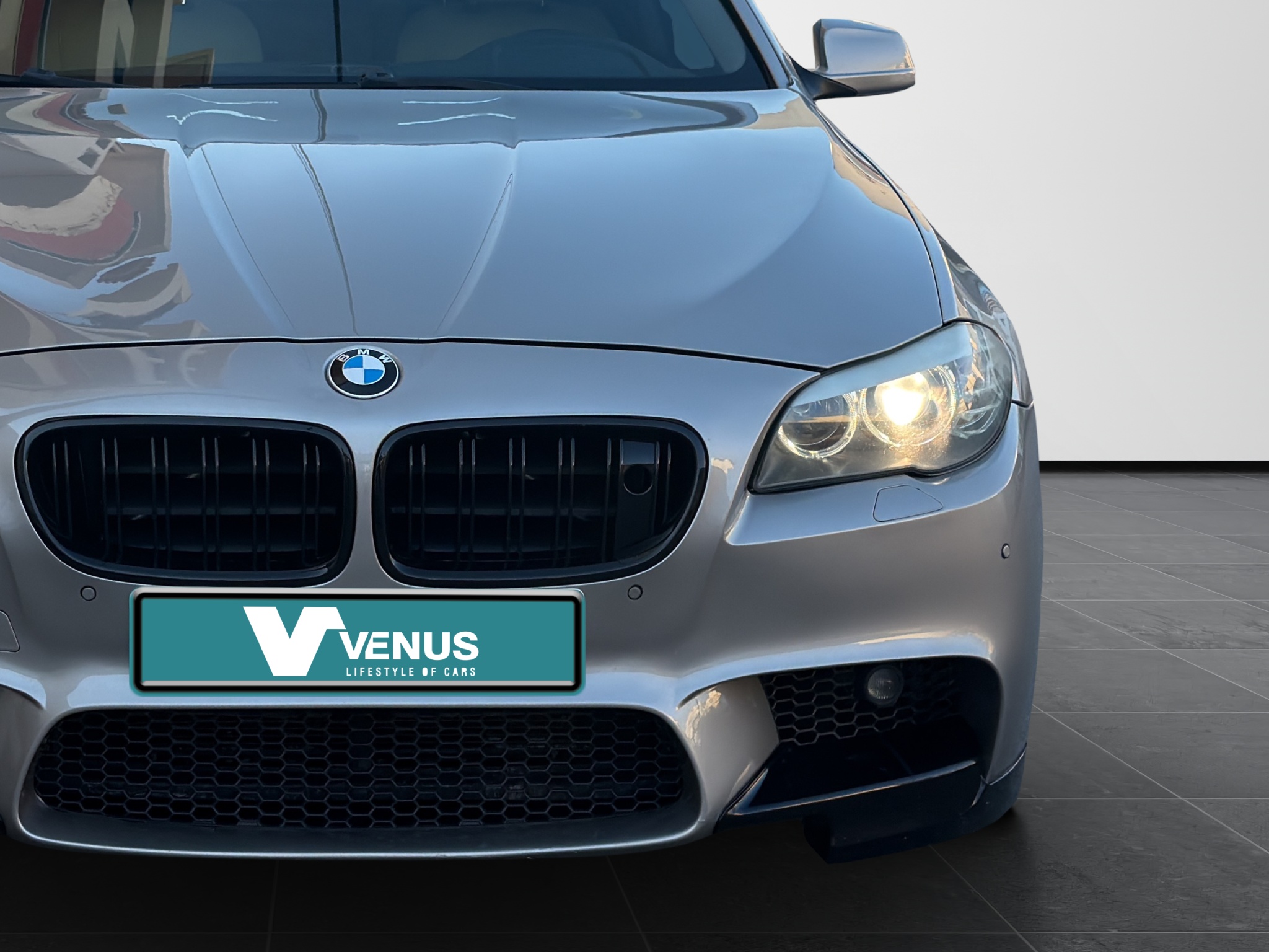 BMW 520i Look M Automatic 2012 - 10