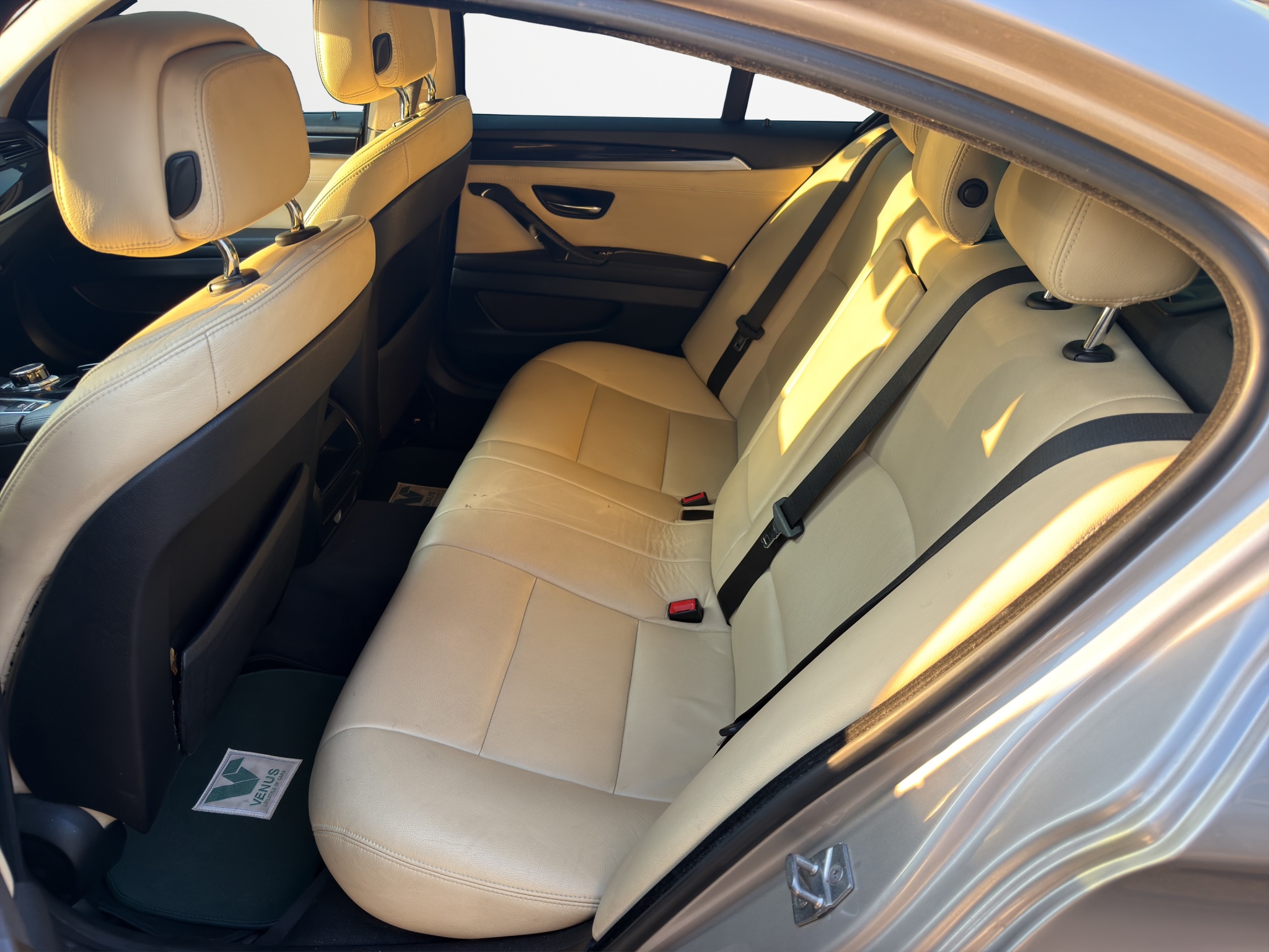 BMW 520i Look M Automatic 2012 - 15