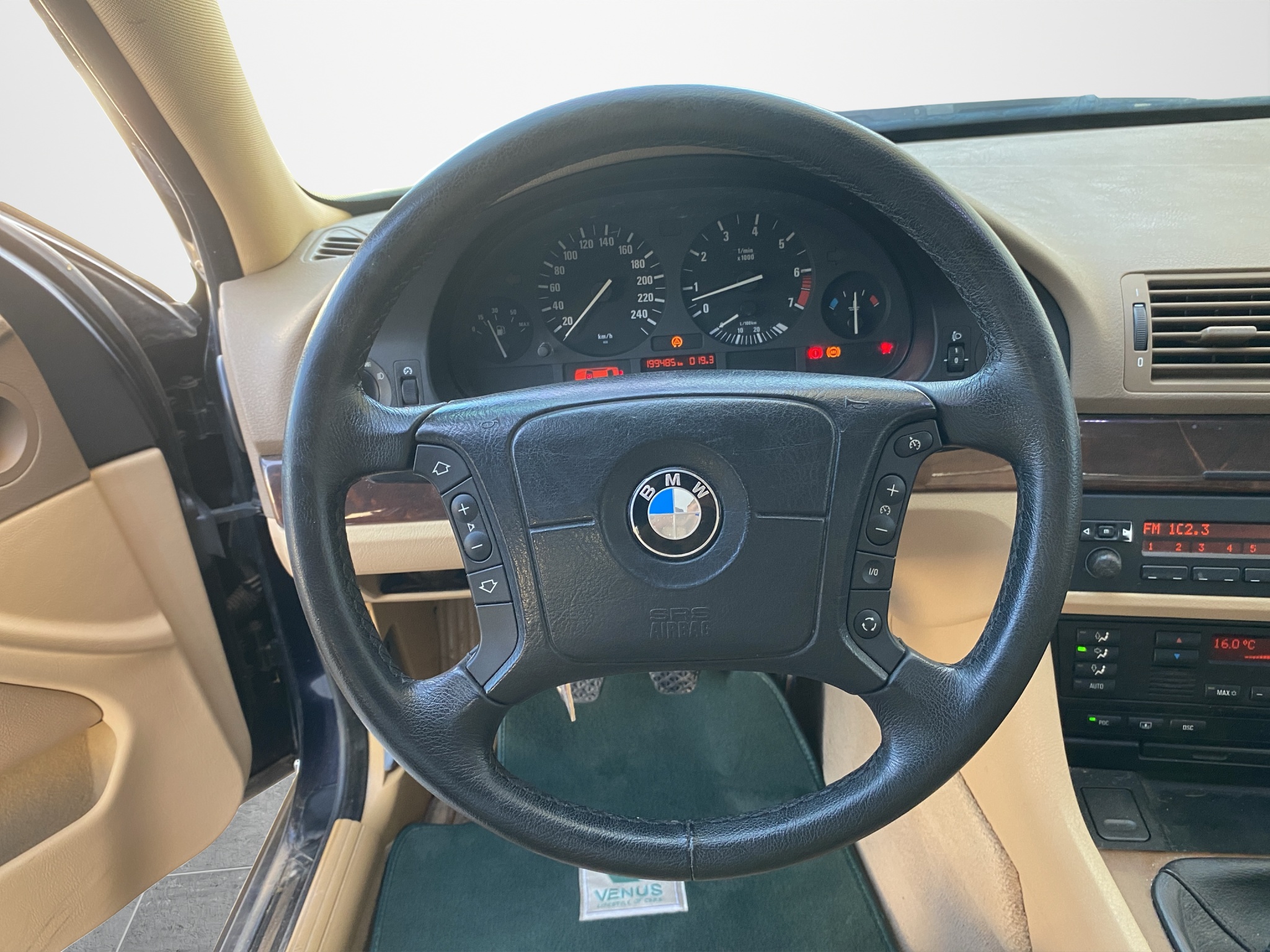 BMW 520i Executive 2001 - 12