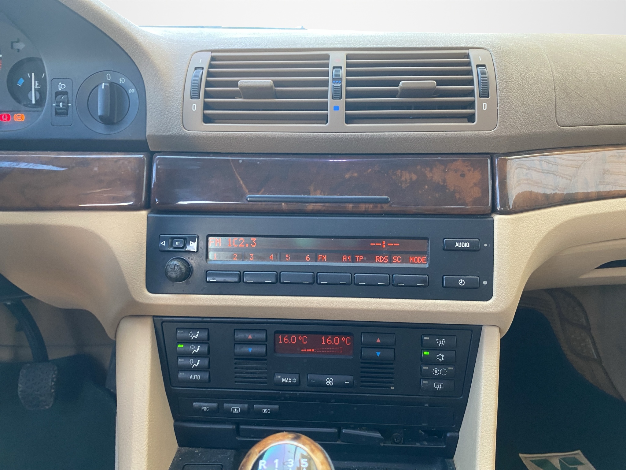 BMW 520i Executive 2001 - 18