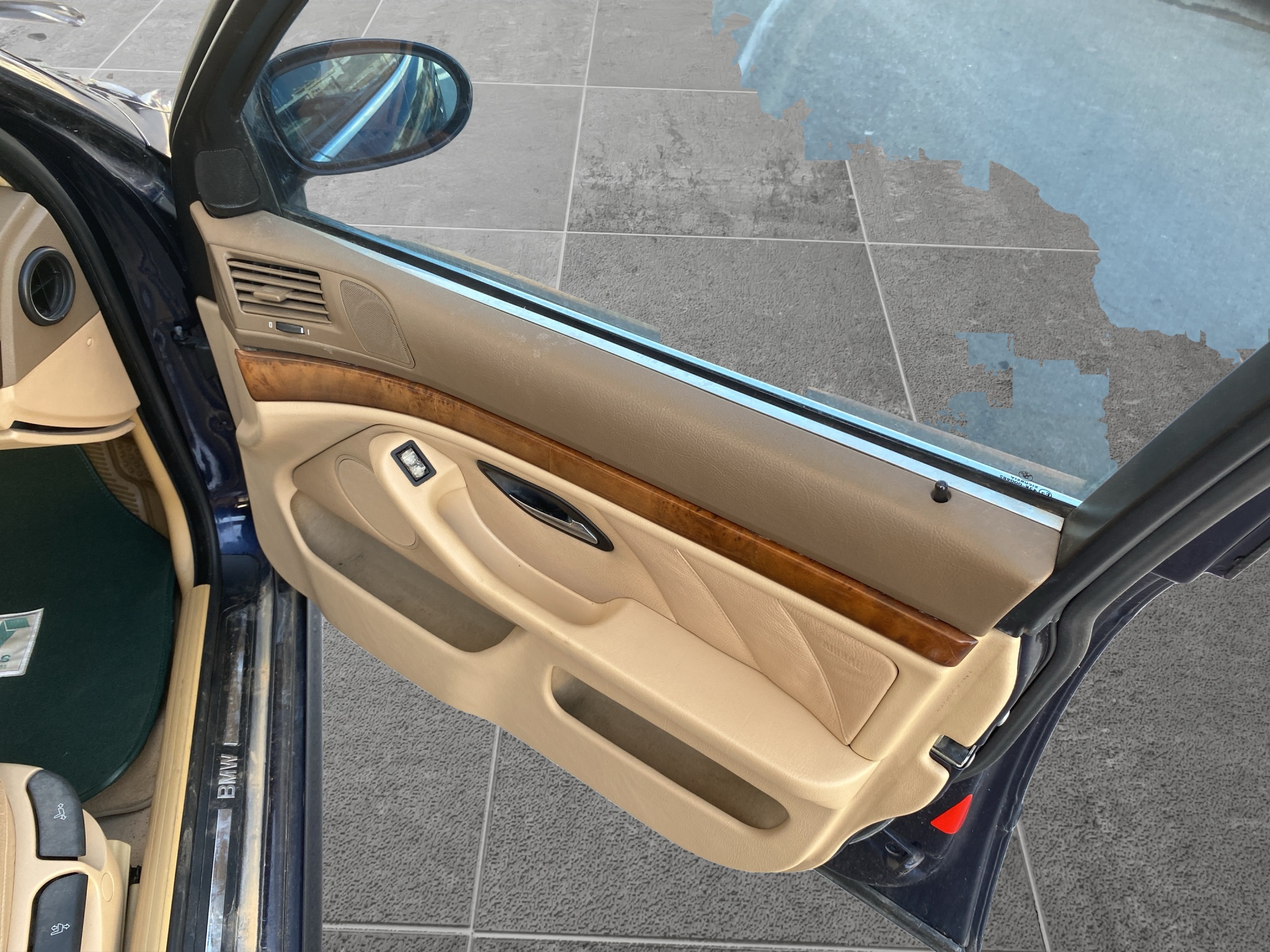 BMW 520i Executive 2001 - 19
