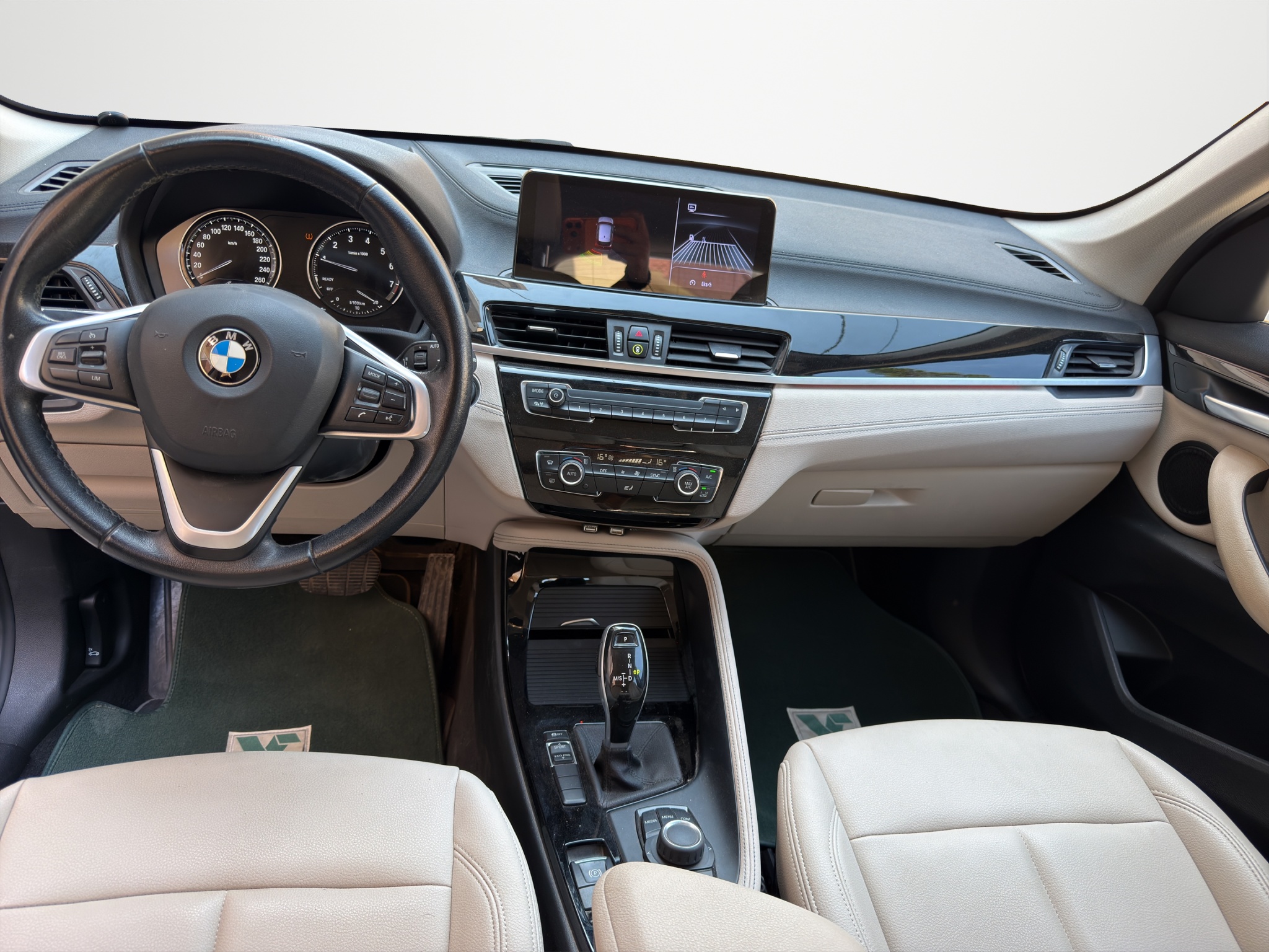 BMW X1 sDrive18i Automatic Facelift 2020  - 16