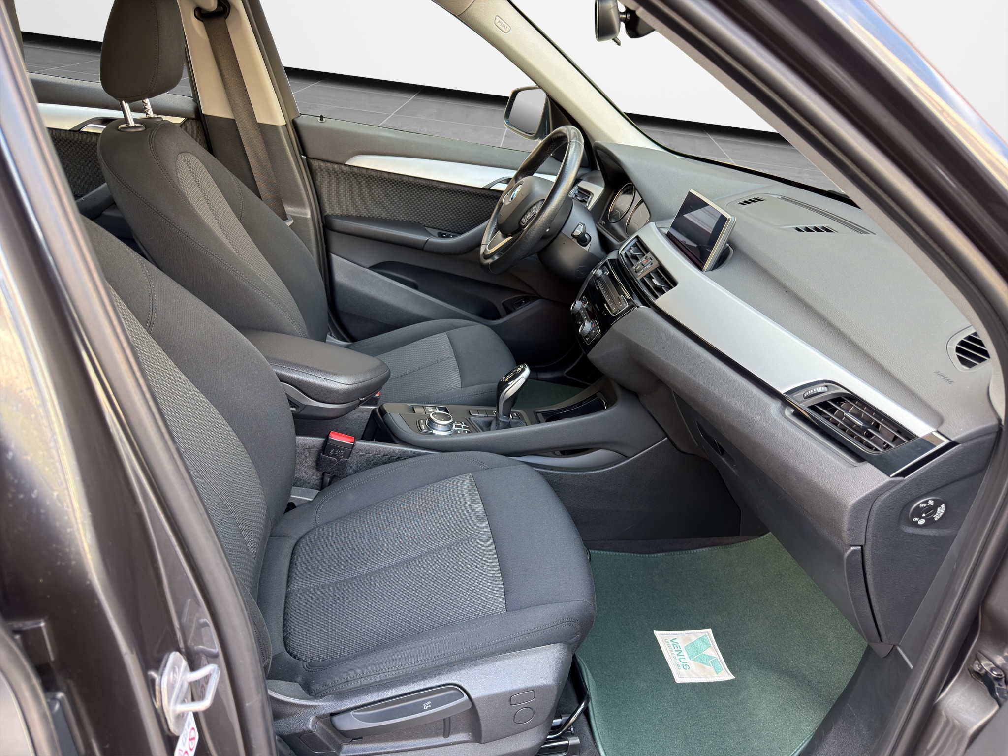 BMW X1 sDrive 16d Automatic Diesel 2021 - 18