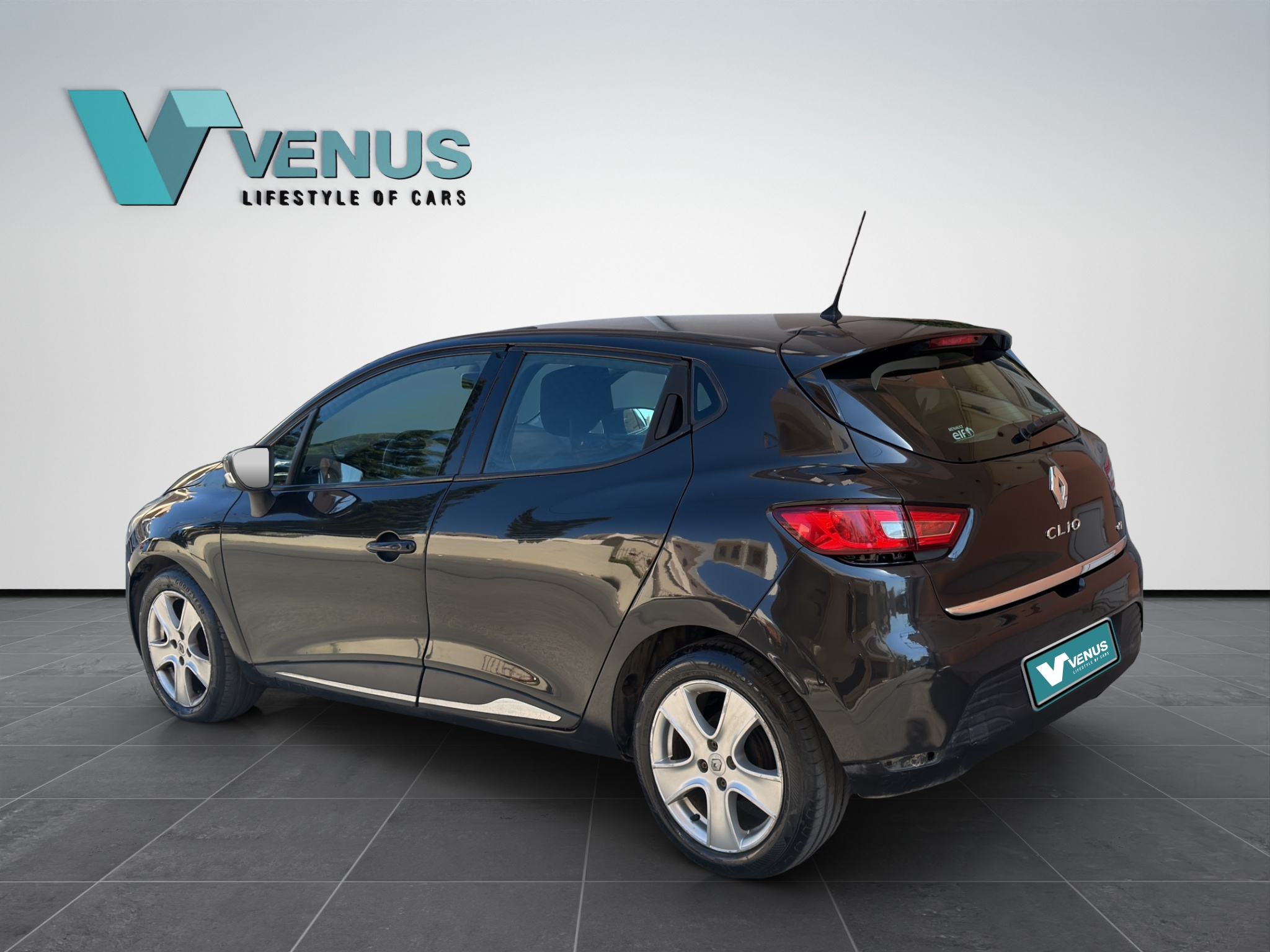 Renault Clio 1.5 dCi Expression Diesel 2013 - 3
