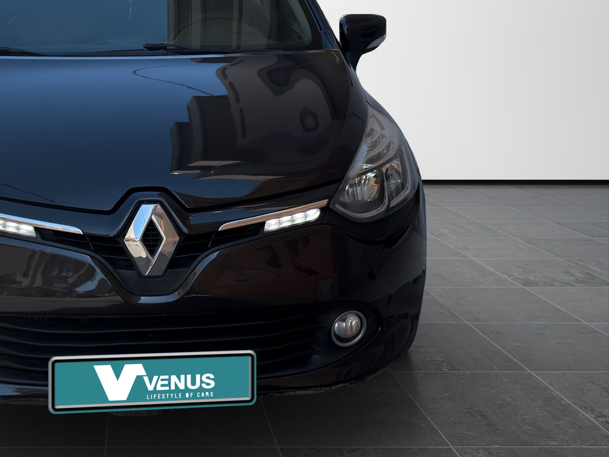 Renault Clio 1.5 dCi Expression Diesel 2013 - 9
