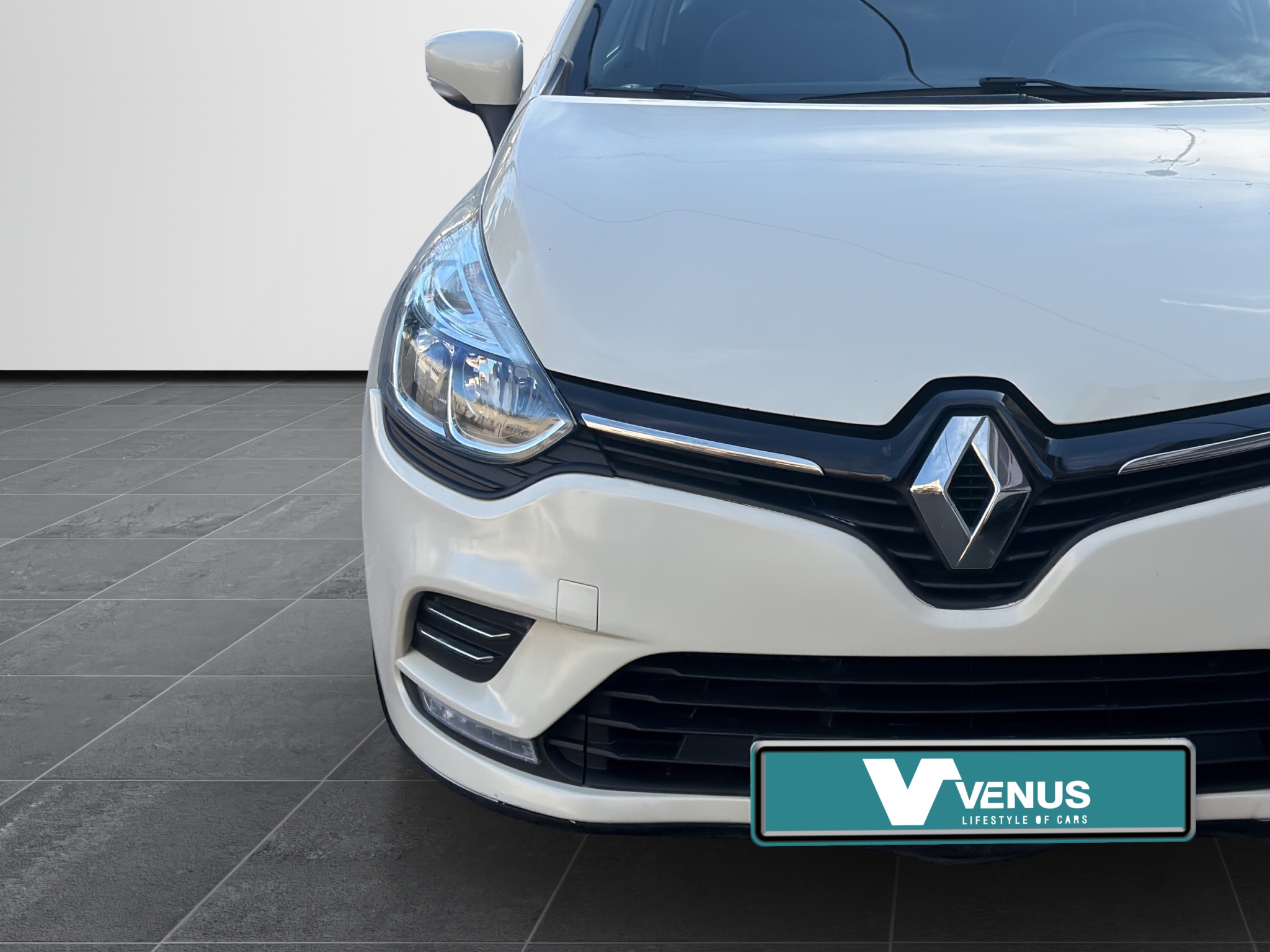 Renault Clio 1.5 dCi Diesel 2018 - 9