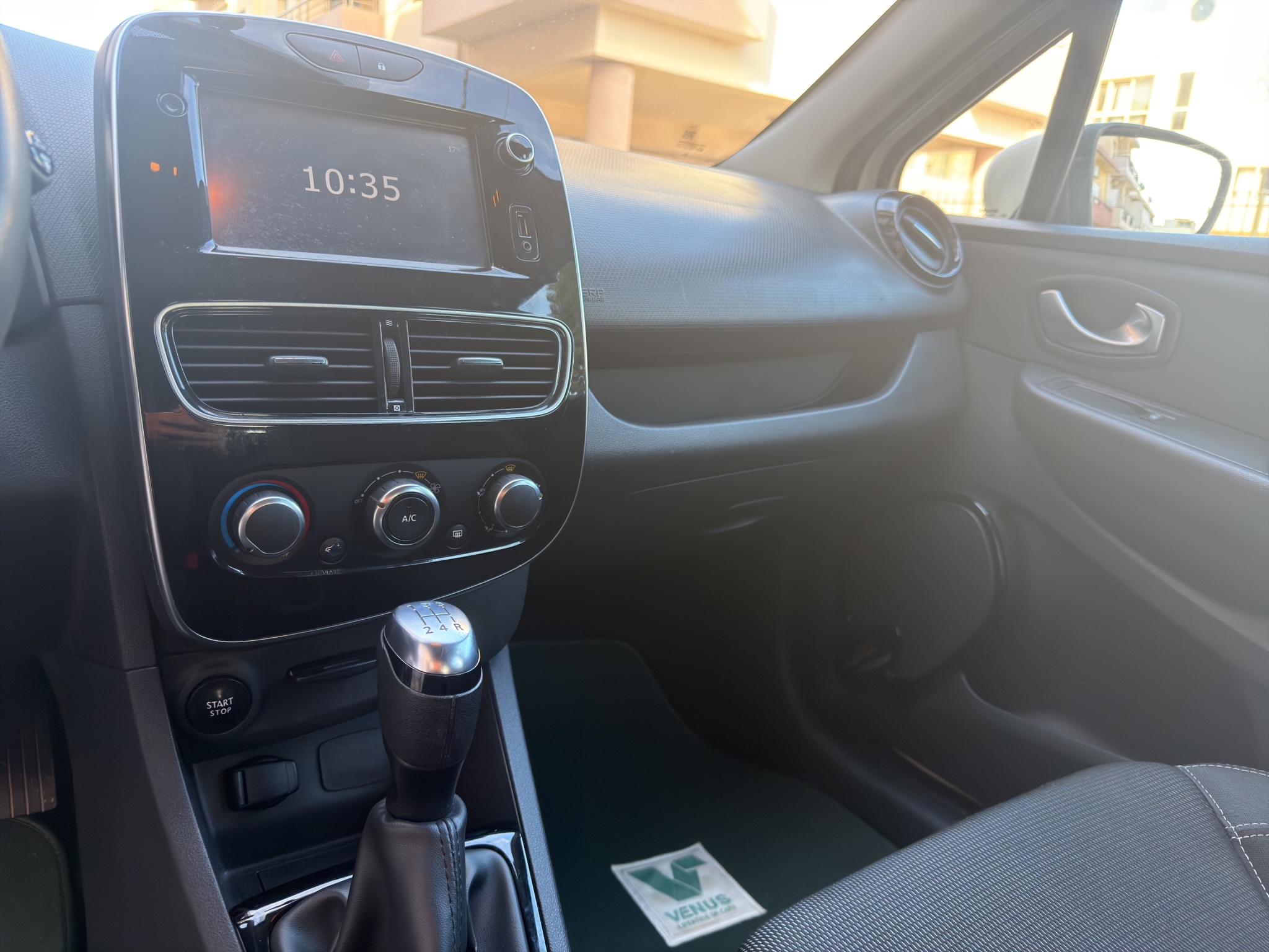 Renault Clio 1.5 dCi Diesel 2018 - 17