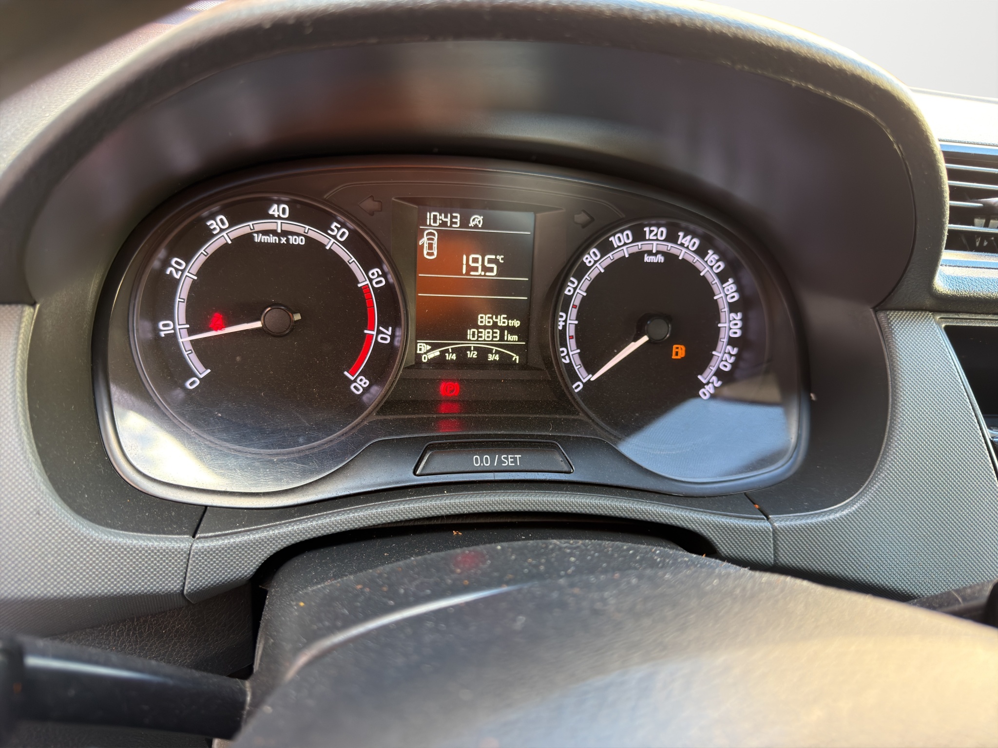 Skoda Fabia 1.0 MPI 2019 - 13