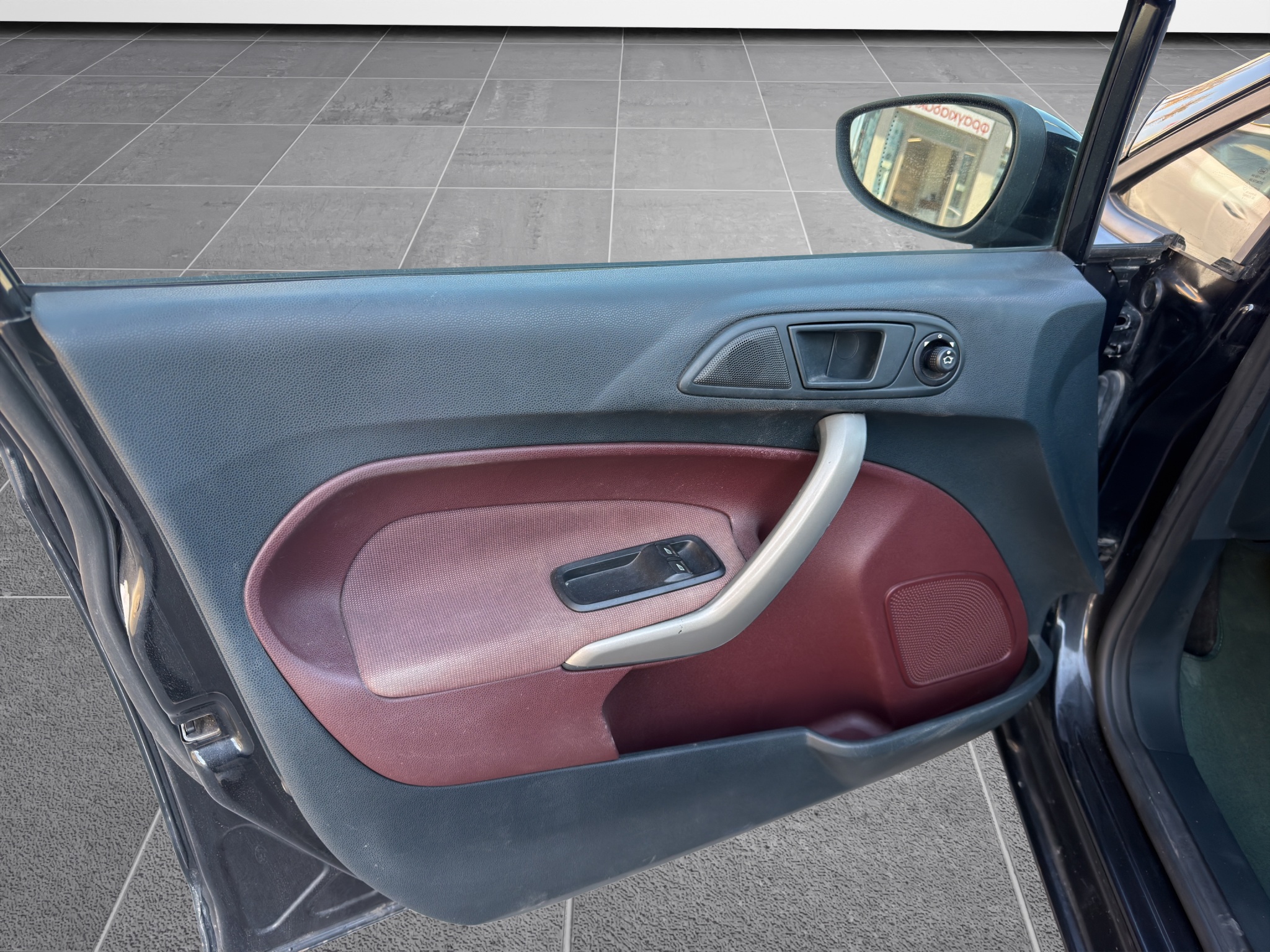 Ford Fiesta 1.4 Trend 2010 - 14
