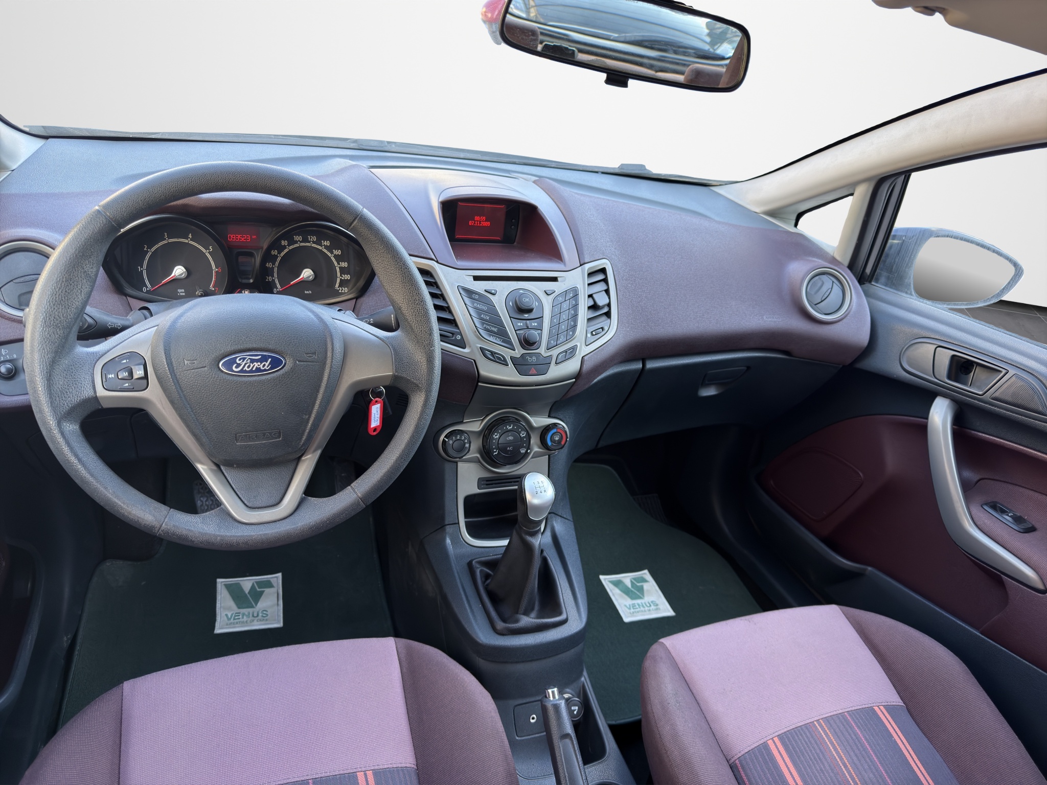 Ford Fiesta 1.4 Trend 2010 - 16