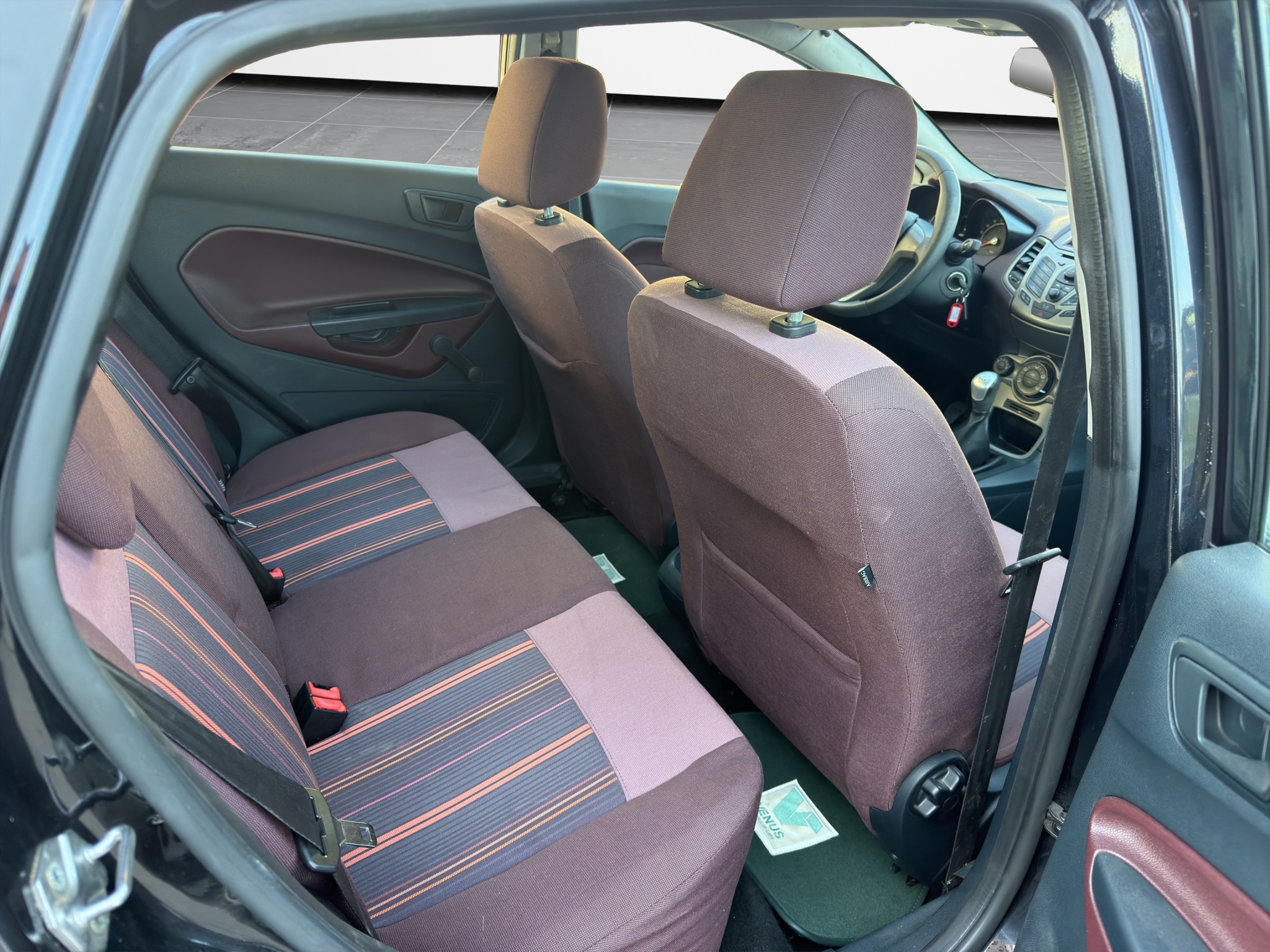 Ford Fiesta 1.4 Trend 2010 - 20