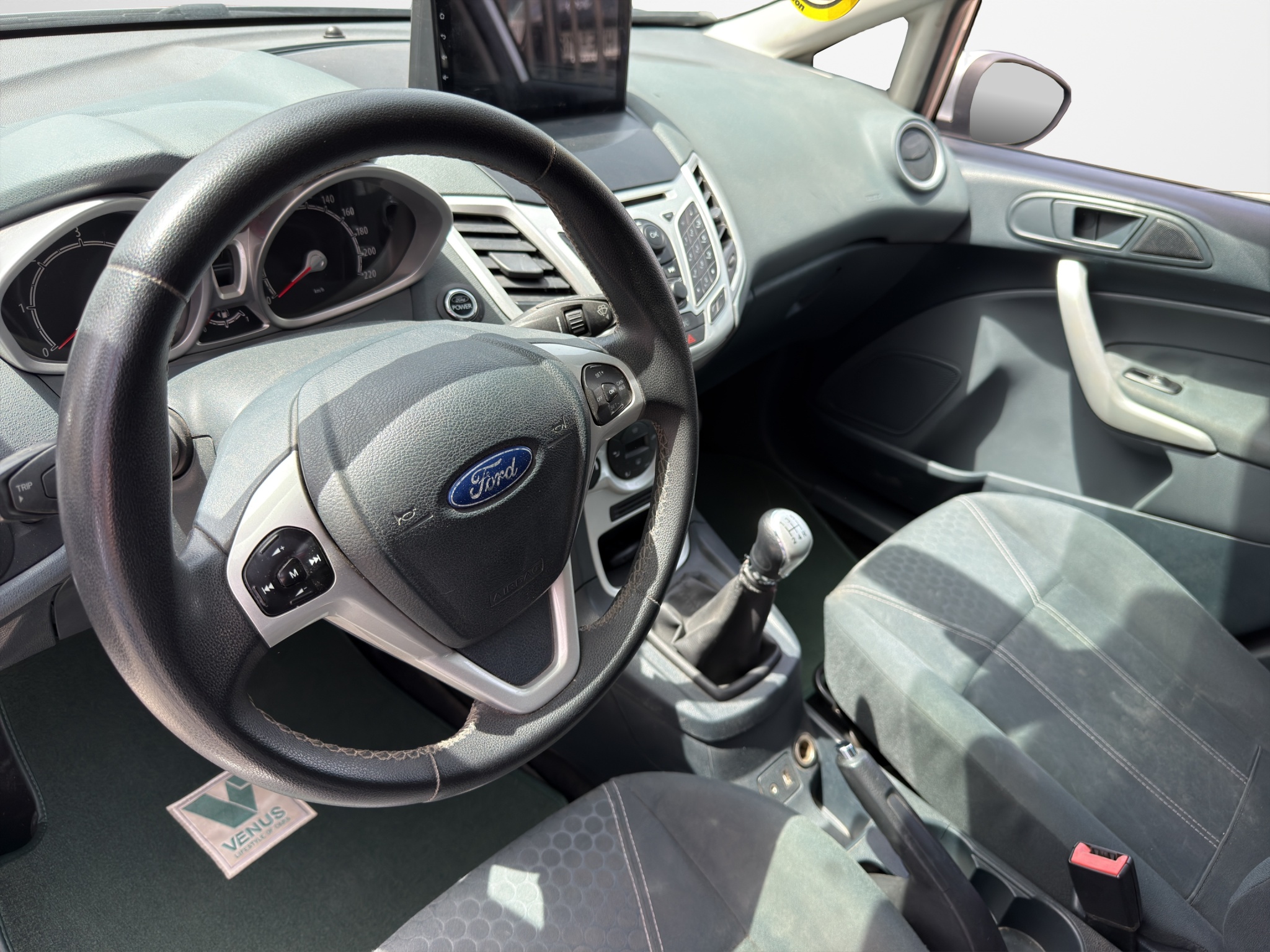 Ford Fiesta 1.6 TDCi Titanium Diesel 2010 - 12