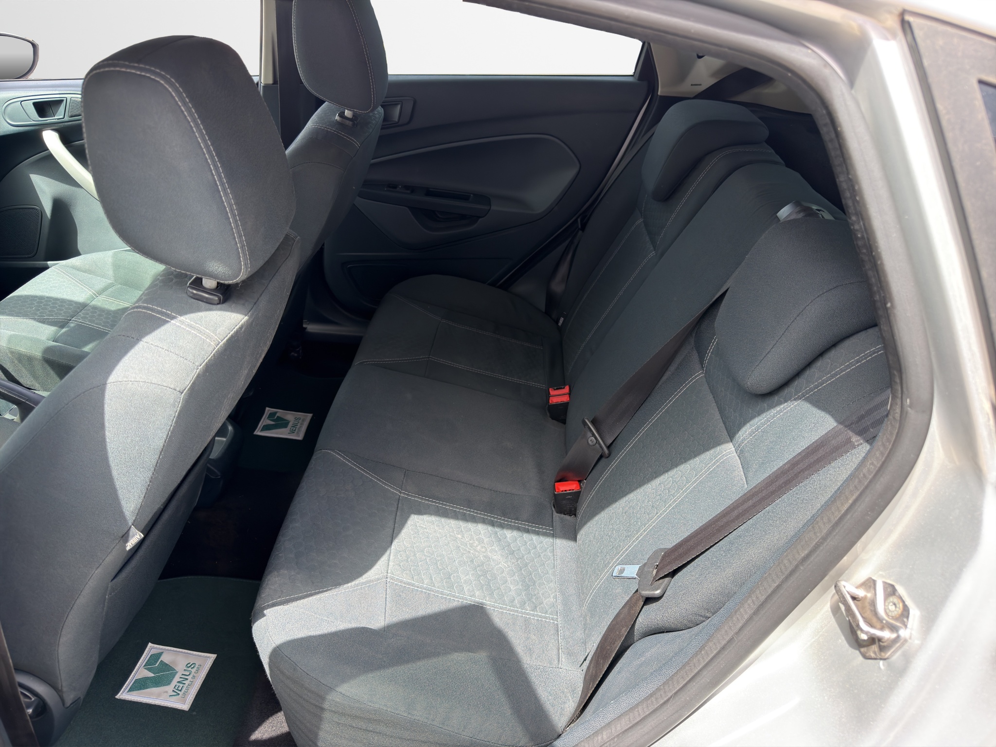 Ford Fiesta 1.6 TDCi Titanium Diesel 2010 - 15
