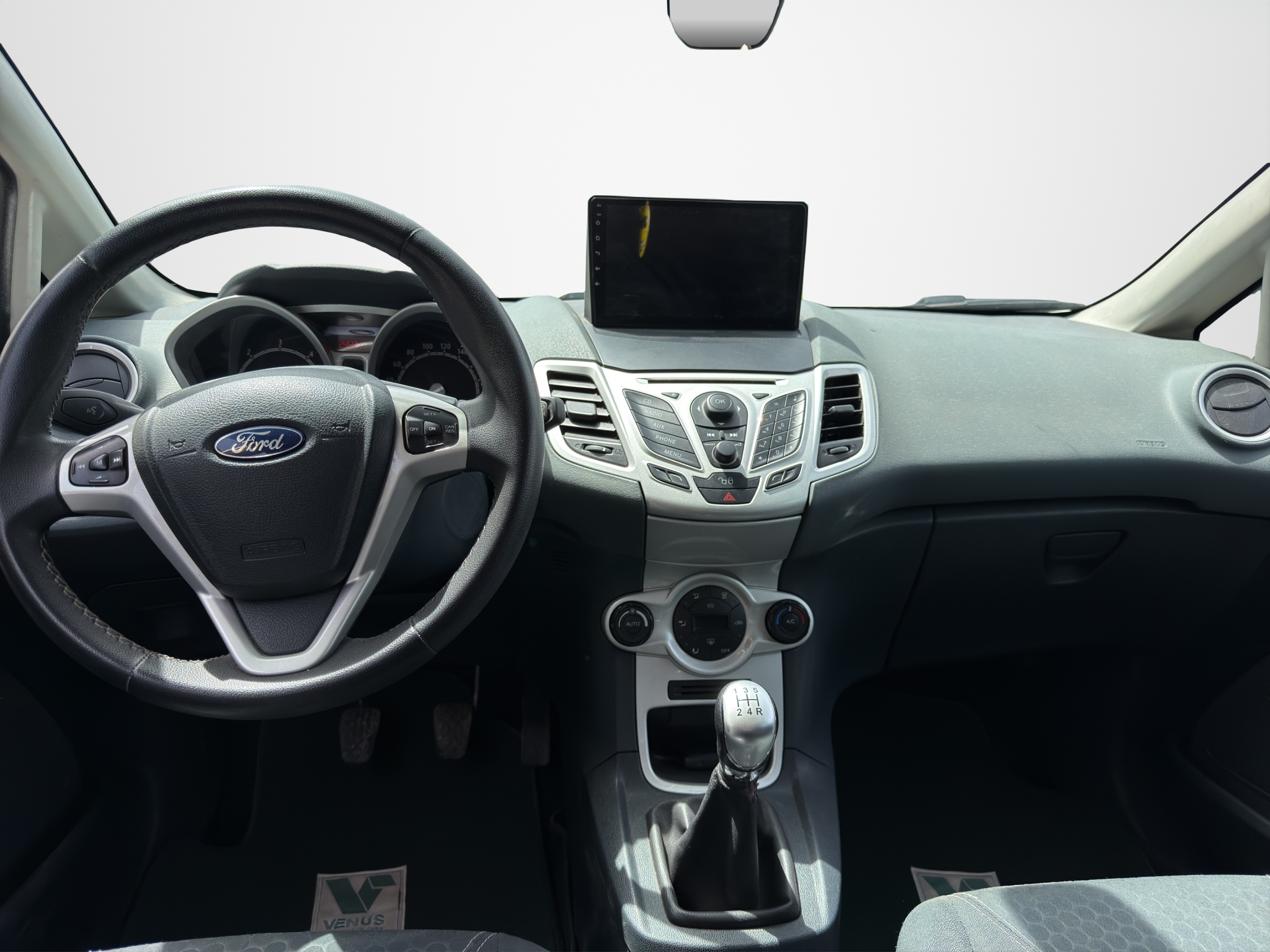 Ford Fiesta 1.6 TDCi Titanium Diesel 2010 - 16