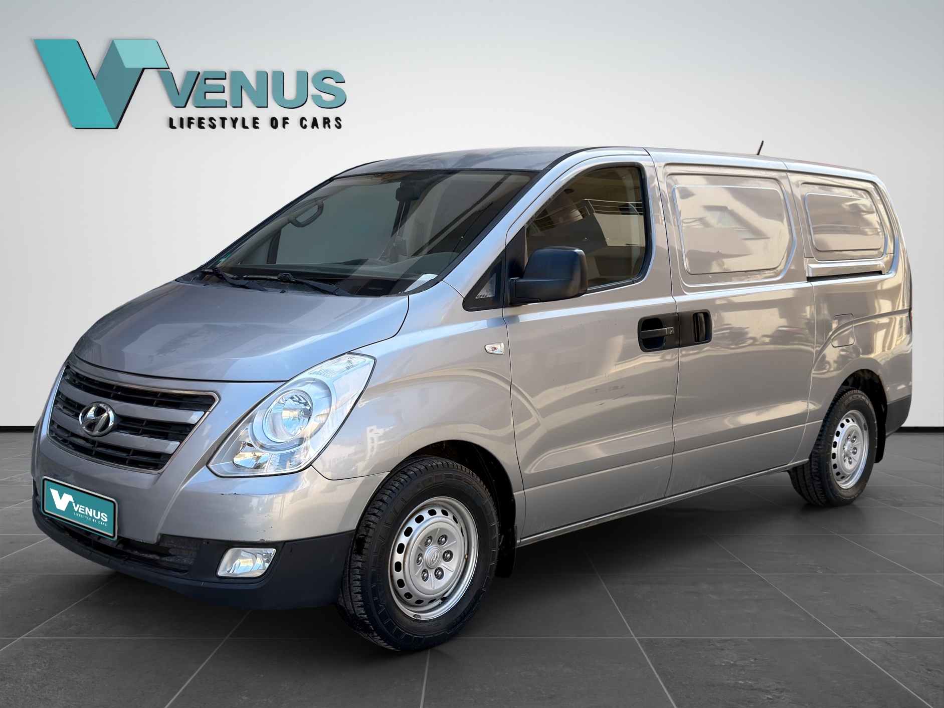 Hyundai H1 2.5 CRDi Van Diesel Grey 2016  - 