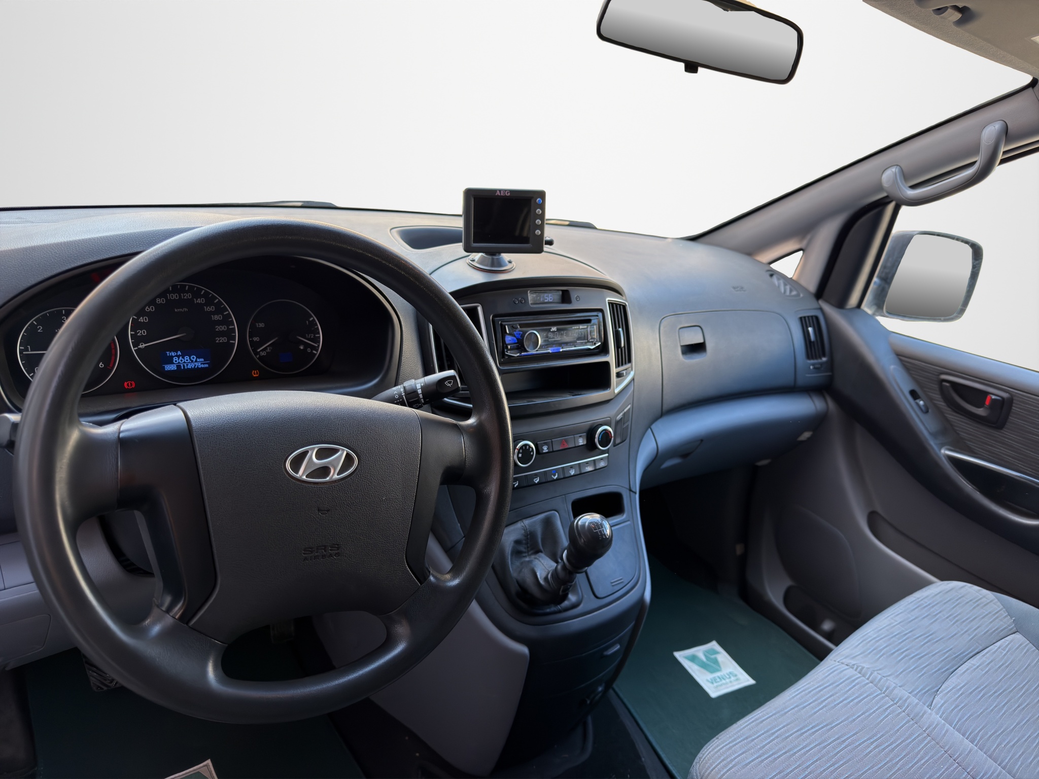 Hyundai H1 2.5 CRDi Van Diesel Grey 2016  - 12