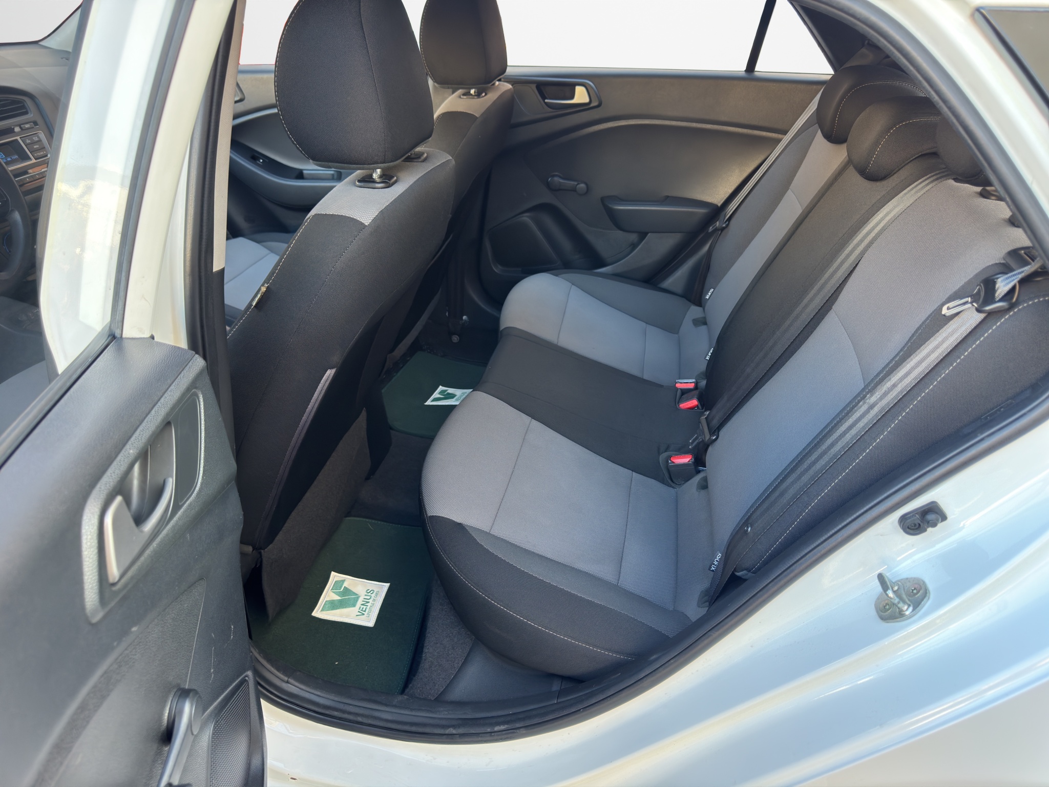 Hyundai i20 1.1 CRDi Diesel 2017 - 14