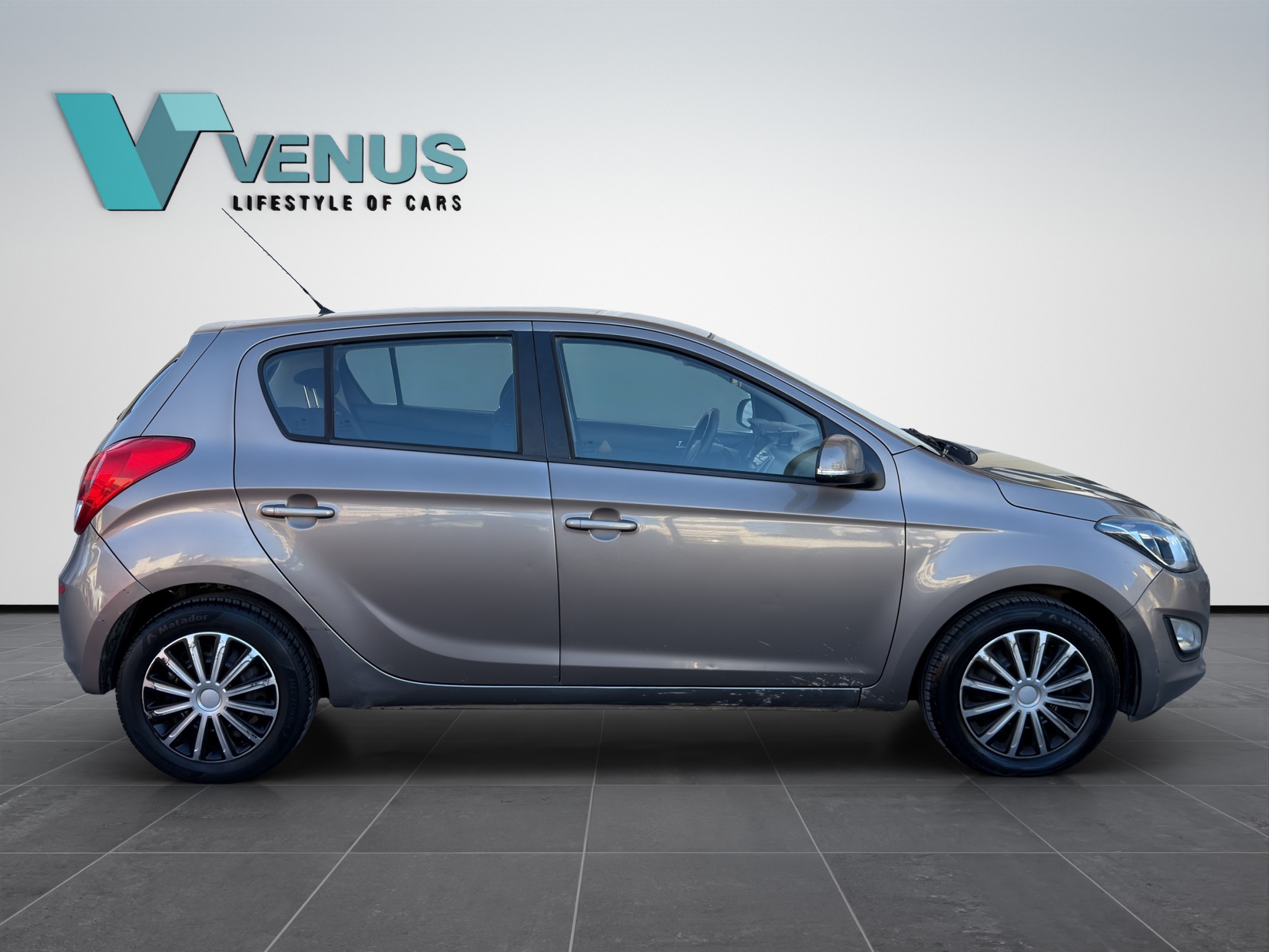 Hyundai i20 CRDI Diesel 2013 - 7