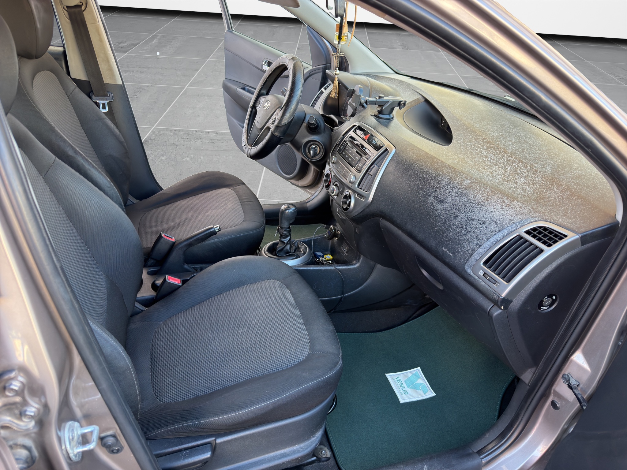Hyundai i20 CRDI Diesel 2013 - 19