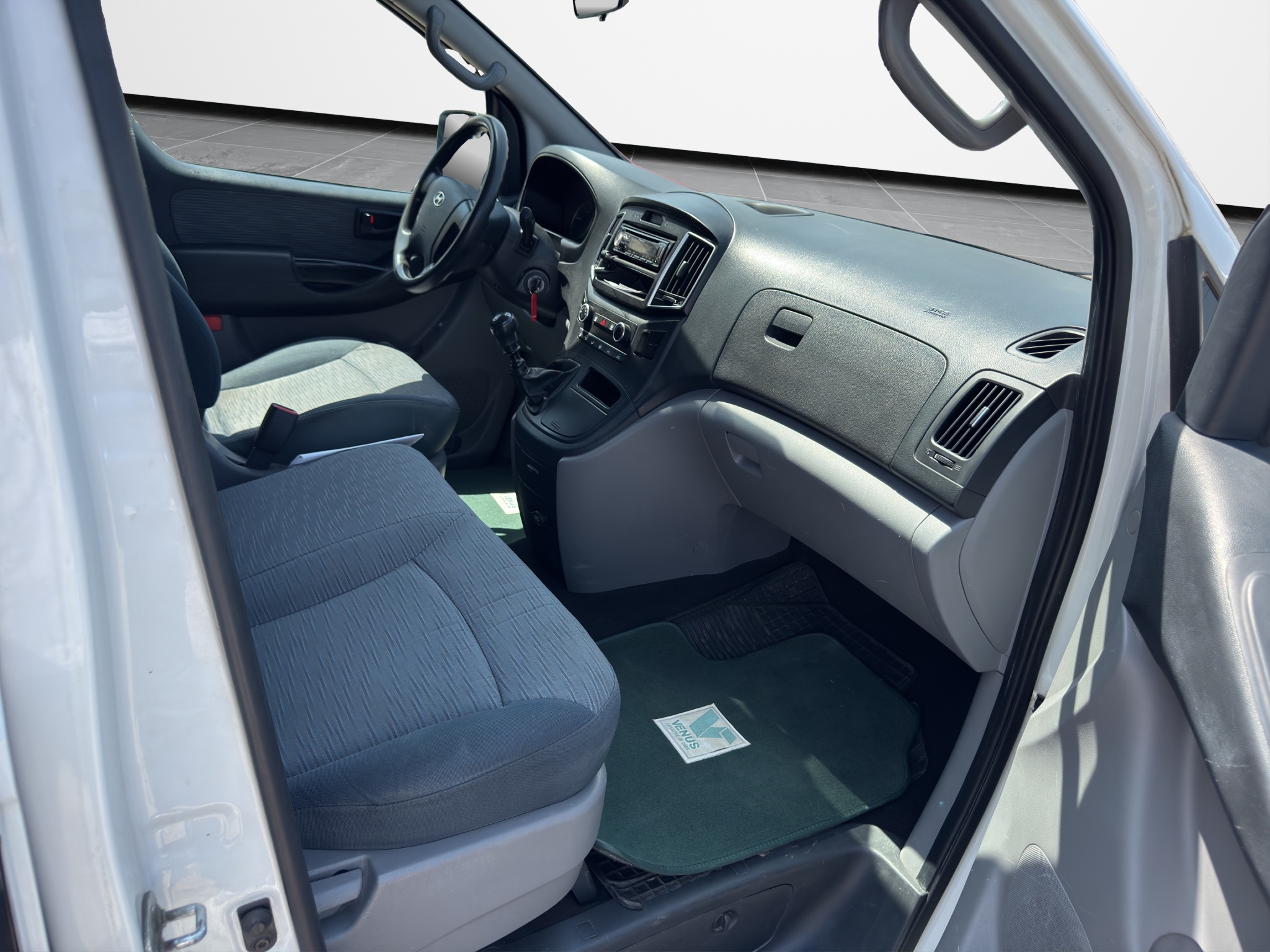 Hyundai H1 CRDi Van  Diesel 2016 - 11