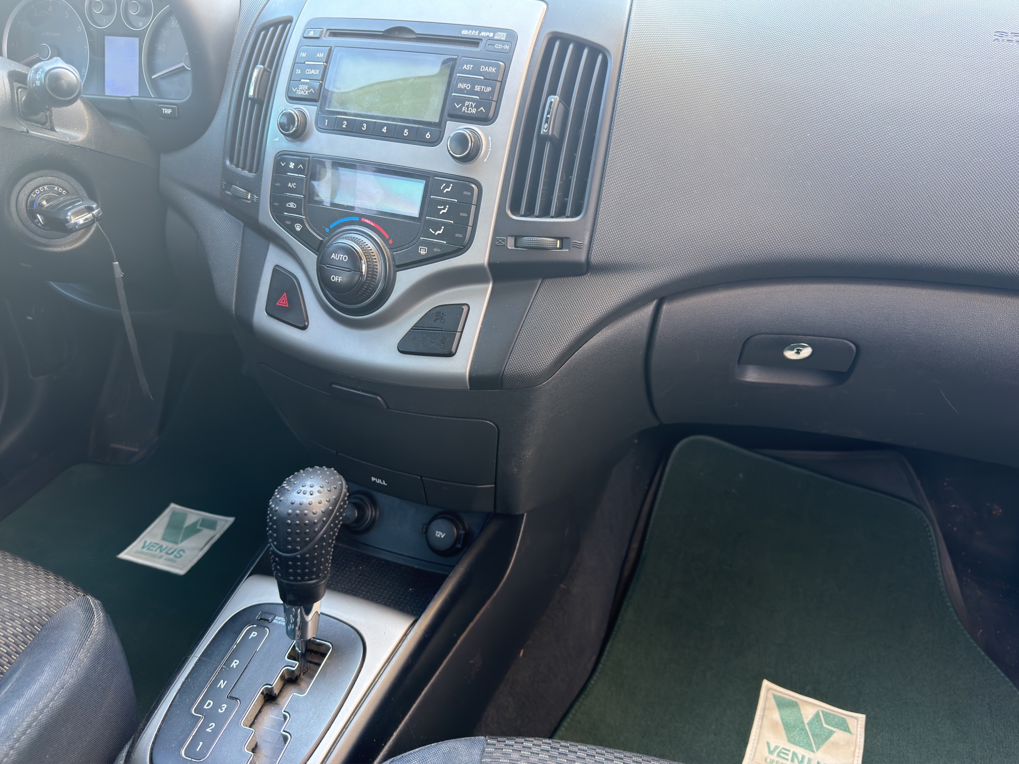 Hyundai i30 Automatic 2008 - 18