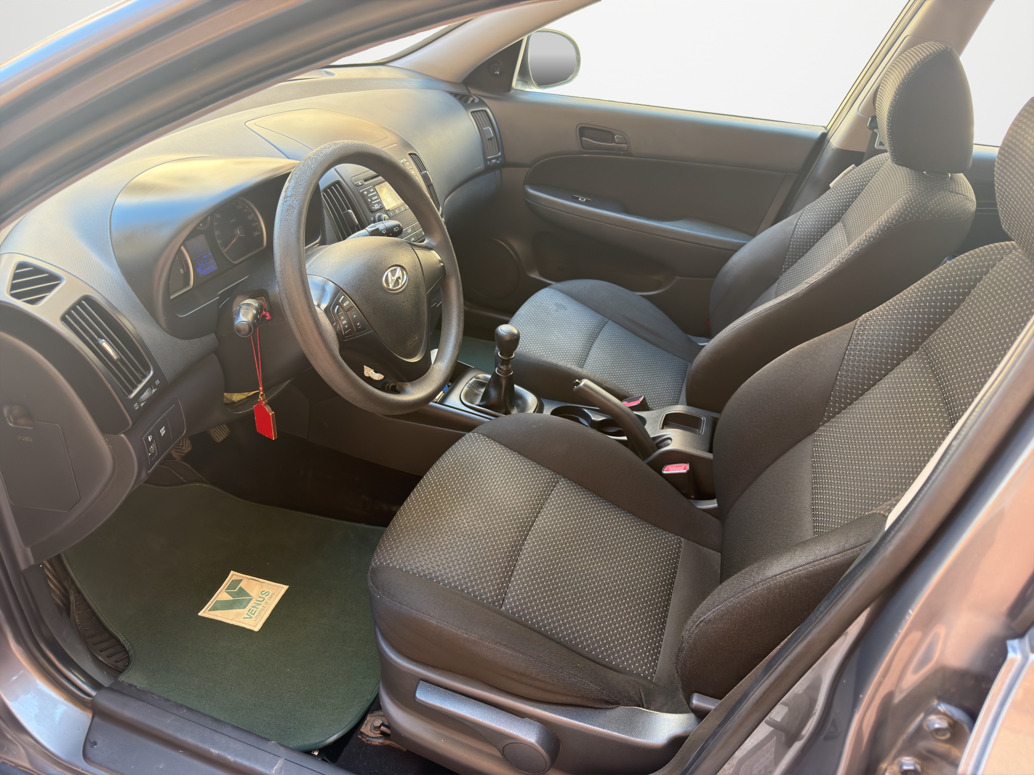 Hyundai i30 1.4 Comfort 2010 - 11