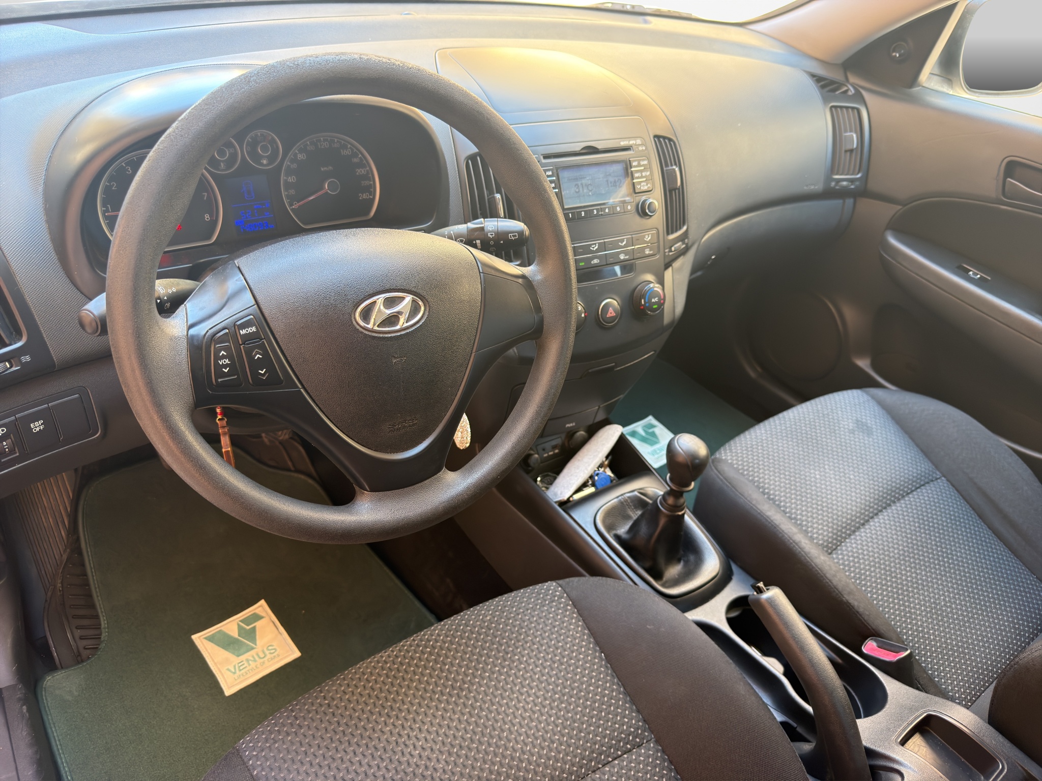 Hyundai i30 1.4 Comfort 2010 - 12