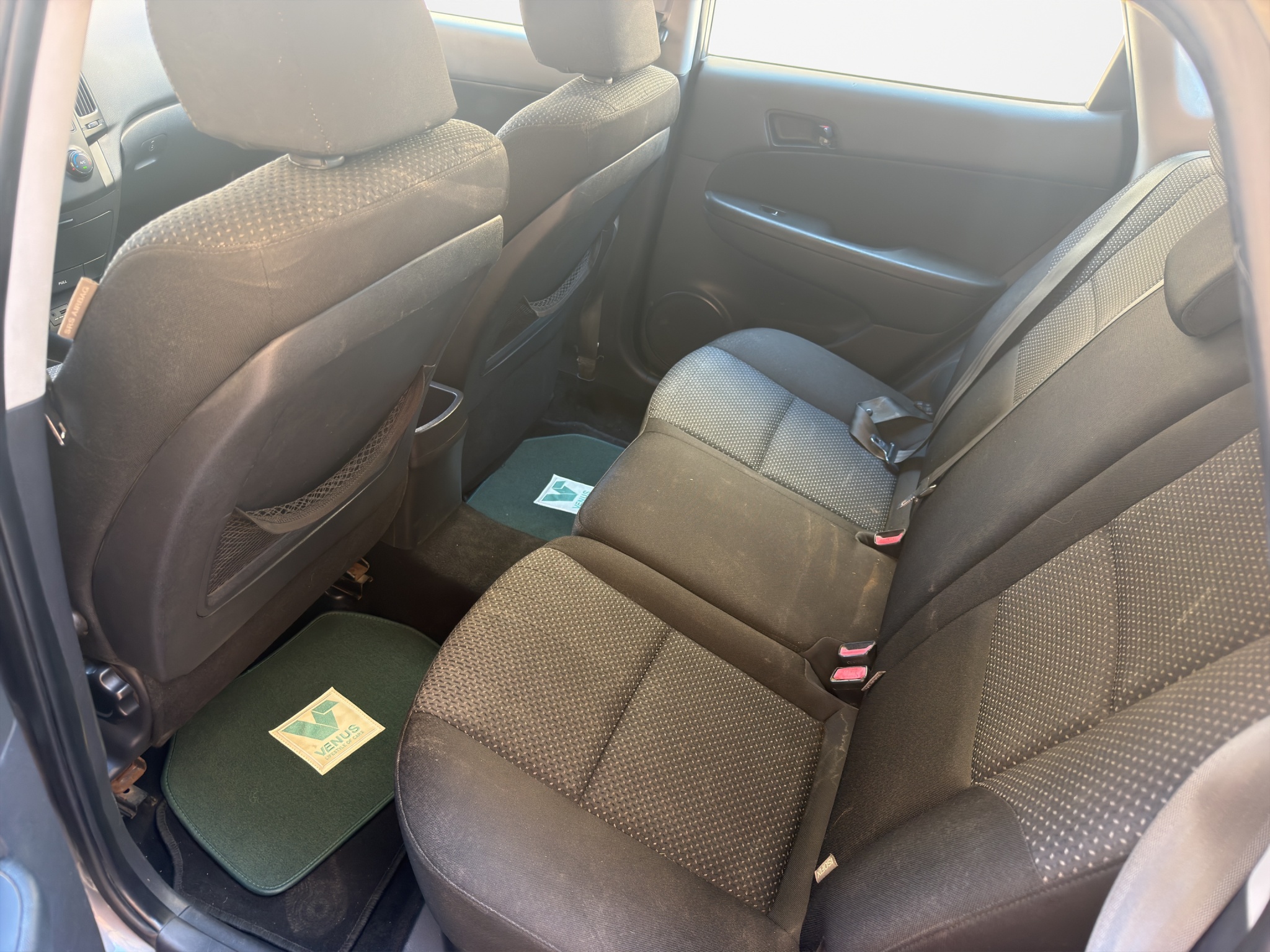 Hyundai i30 1.4 Comfort 2010 - 15