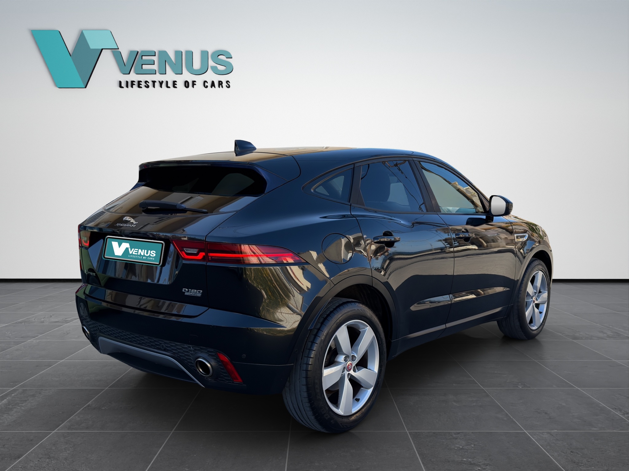 Jaguar E-PACE R-Dynamic 180 4χ4 SE Sport Edition Panorama Automatic Diesel 2018 - 4