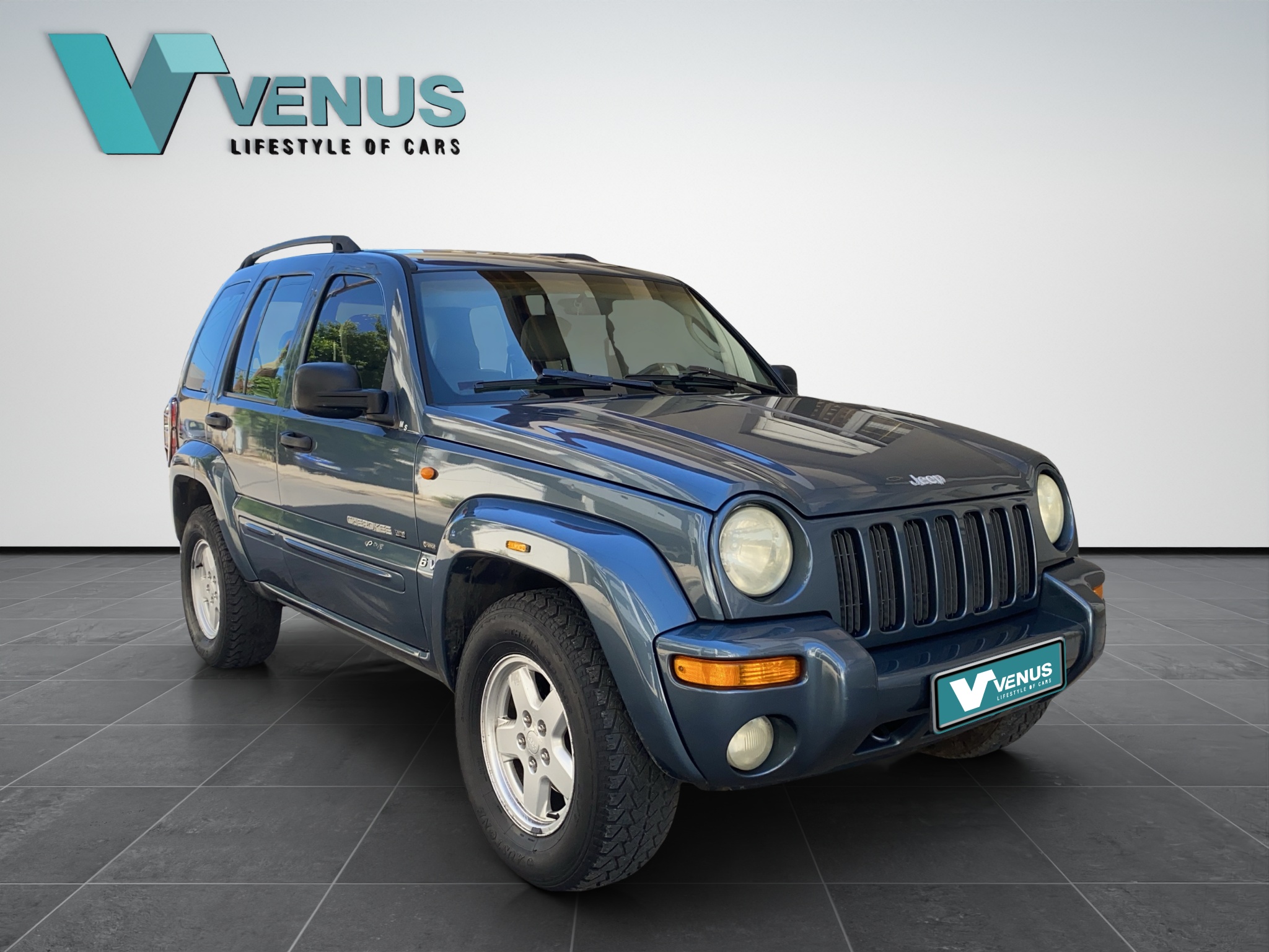 Jeep Cherokee V6 3.7 Automatic 4x4 2002 - 2